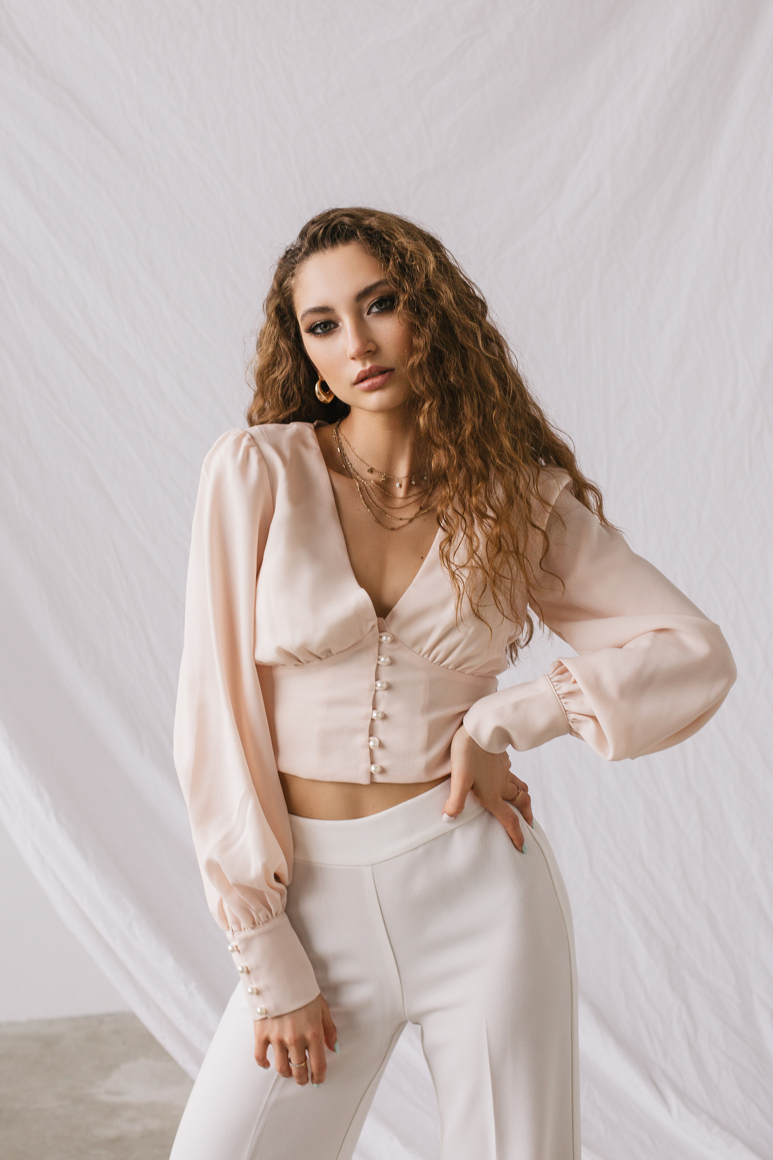 Чувственная фотосессия девушки. Brand и контент фотограф