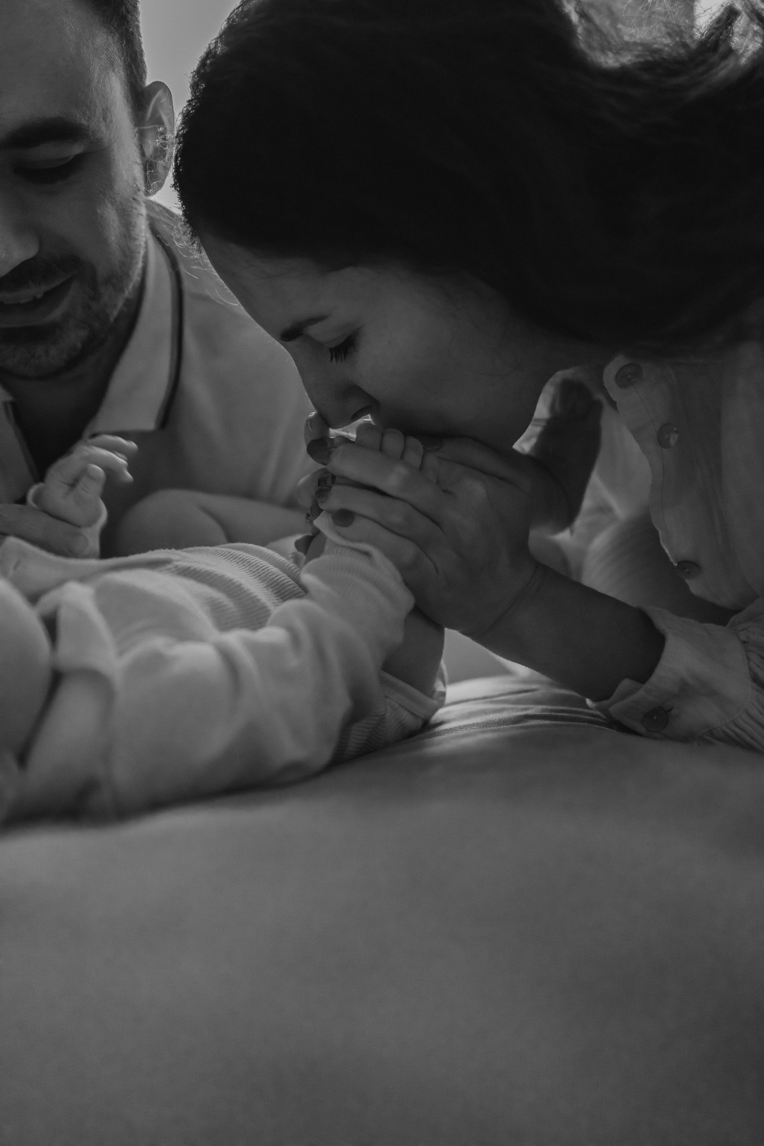 Наташа, Сережа и малыш Левушка. Семейный, домашний, ньюборн фотограф Москва Цветкова Елизавета