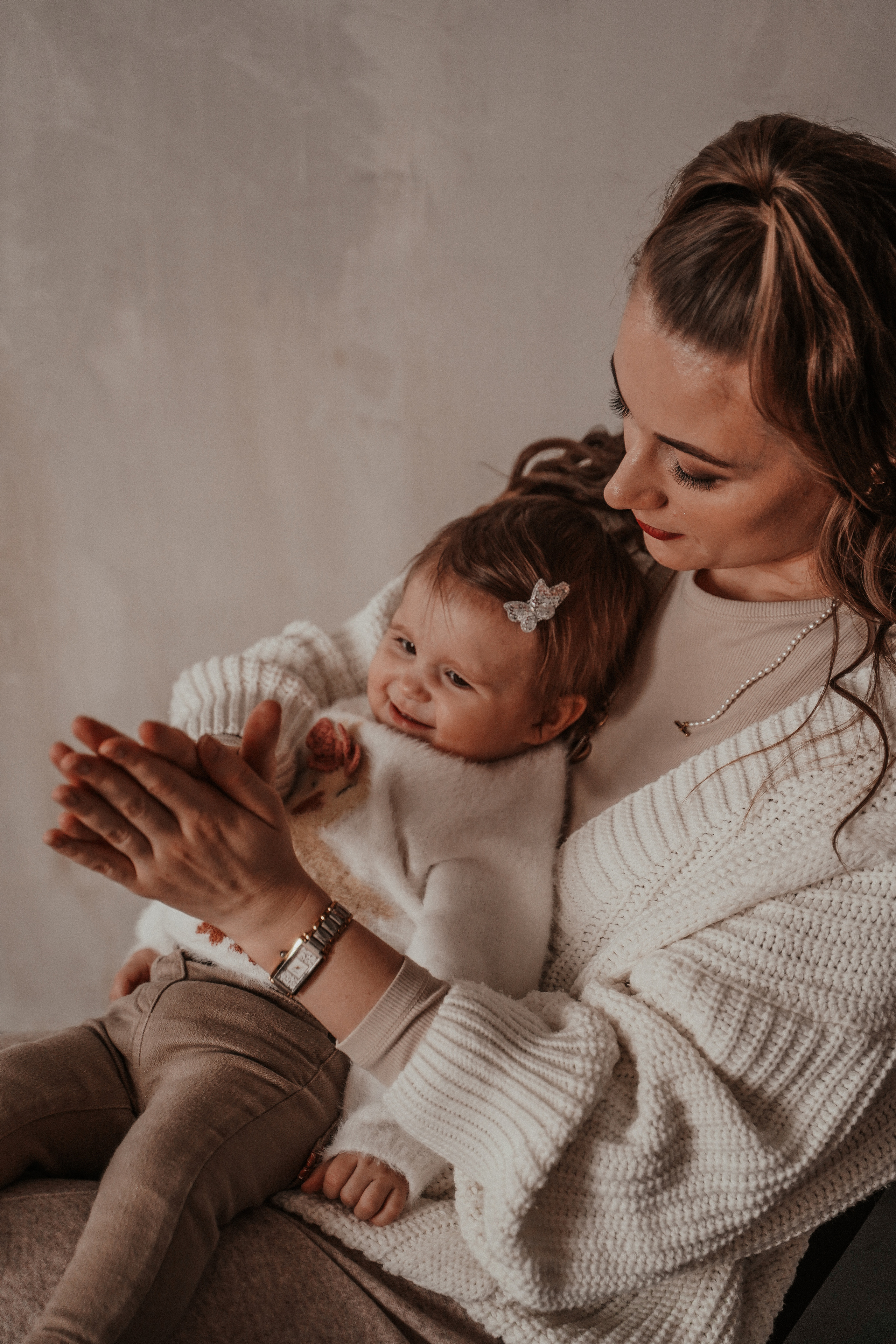 Семейная фотосессия в стиле минимализм. Семейный и женский фотограф в Краснодаре Анастасия Приймак