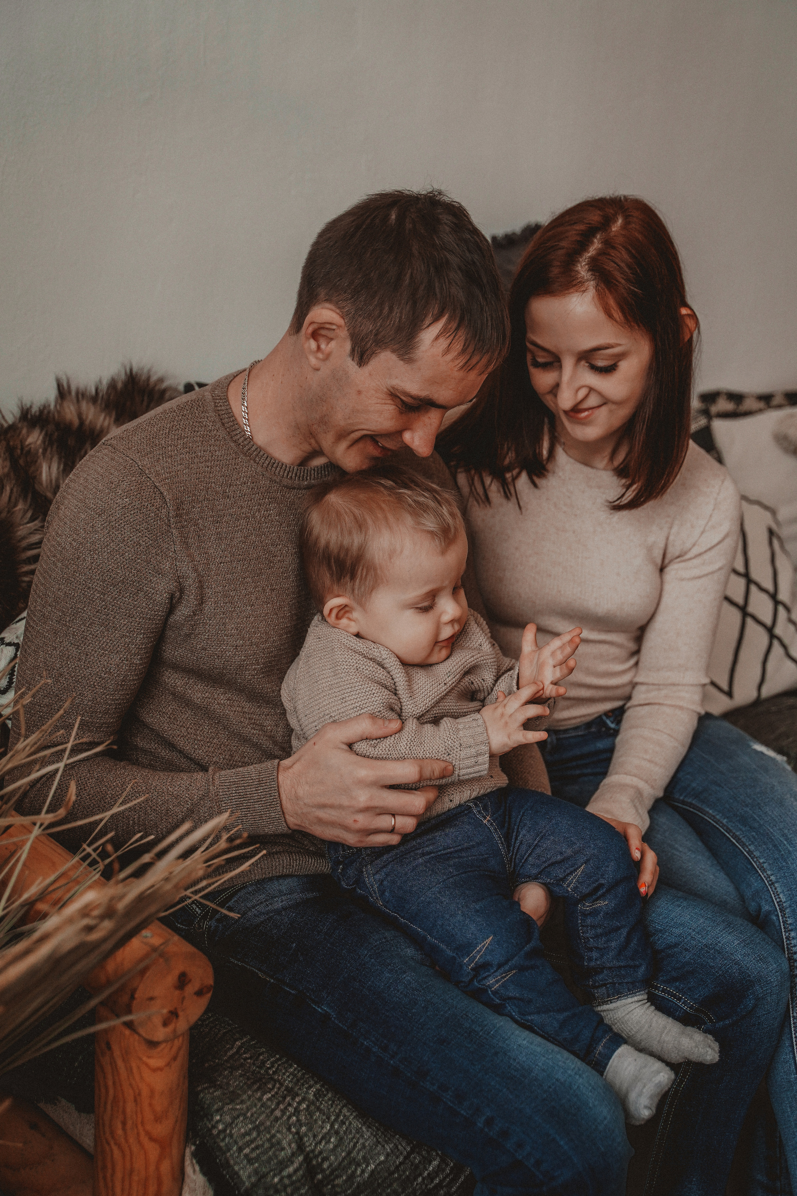 Семейная фотосессия в студии. Семейный и женский фотограф в Краснодаре Анастасия Приймак