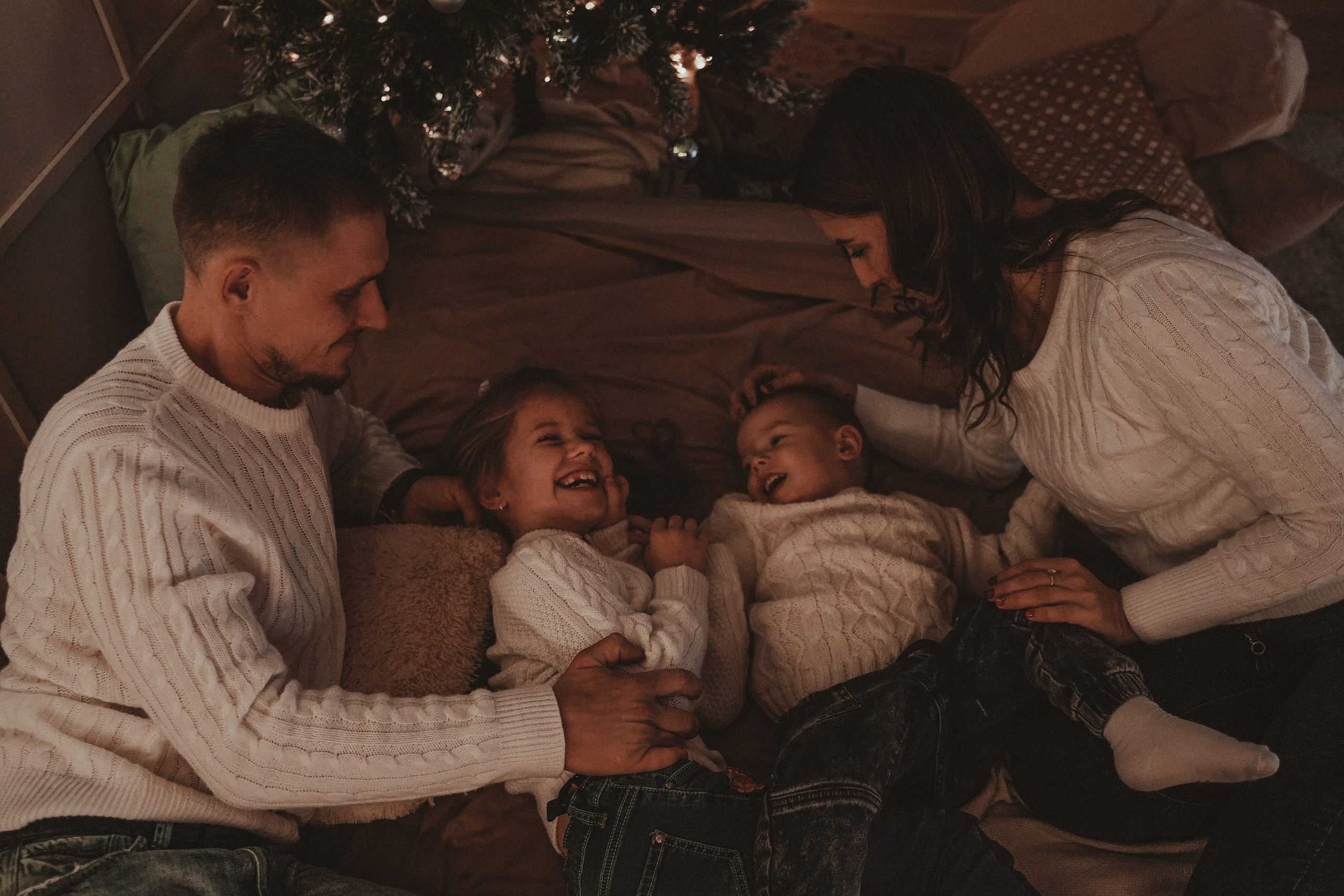 Семейная новогодняя фотосессия. Семейный и женский фотограф в Краснодаре Анастасия Приймак