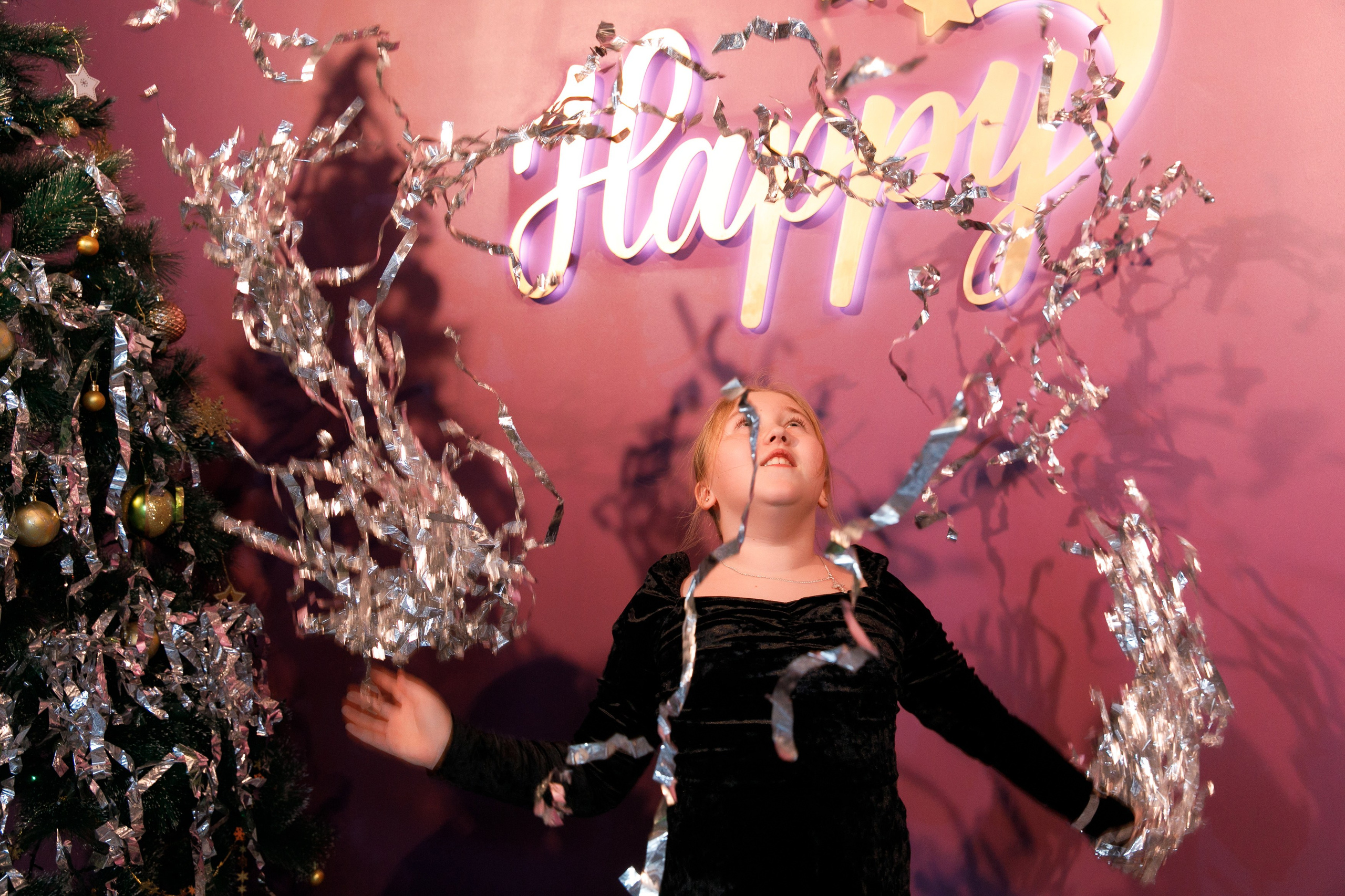 Школа «Кристалл» | Новогодняя программа. Свадебный, семейный и школьный фотограф в Сызрани Максим Баталов