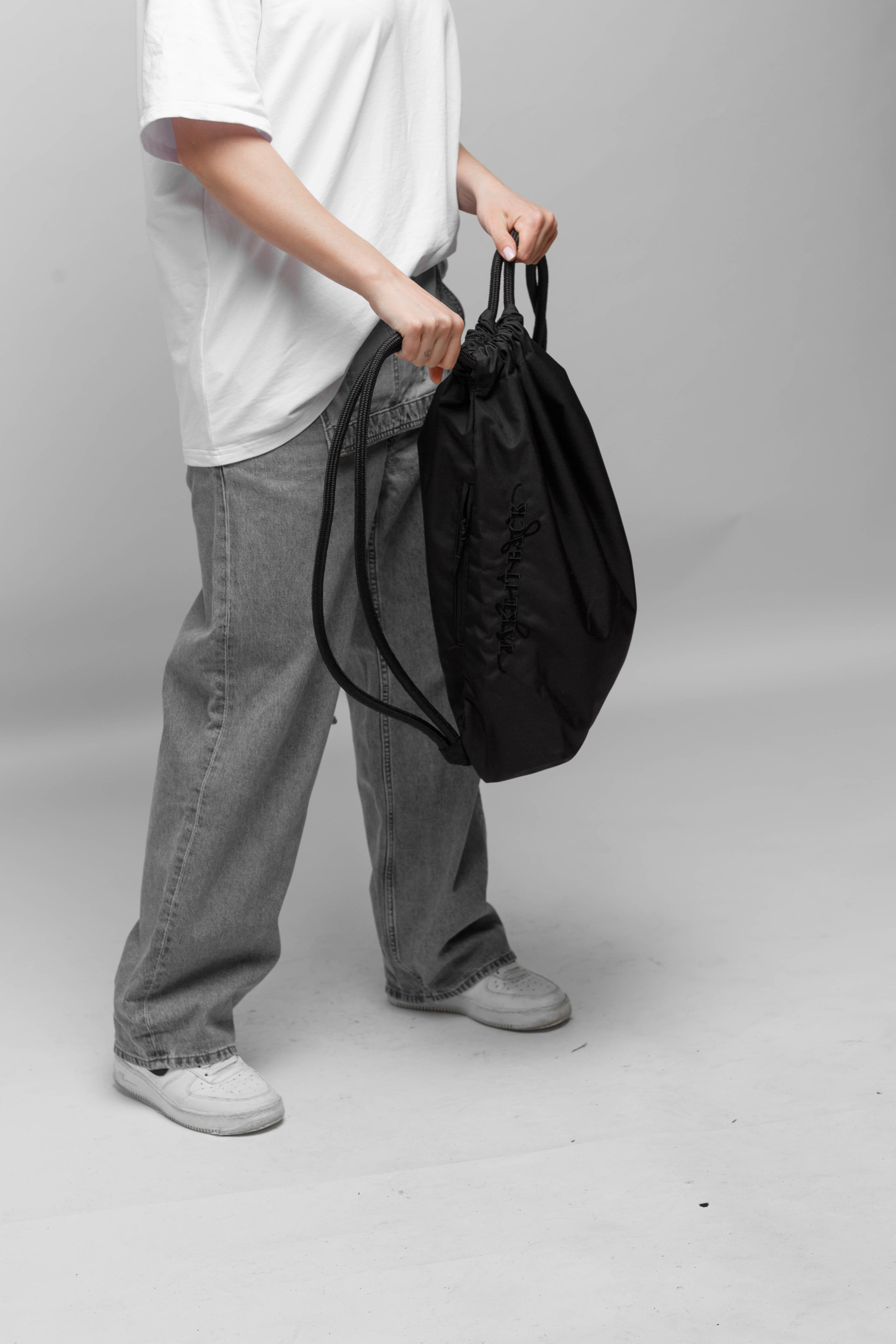 Реклама рюкзаков от Эдгара. Свадебный, предметный и портретный фотограф в Волгограде