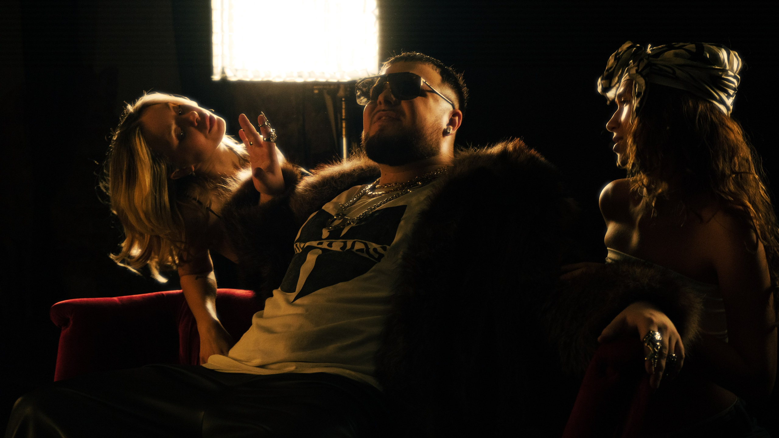 Nkeeei Shilovets Uniqe Wipo. ART фотограф NBIRDIE