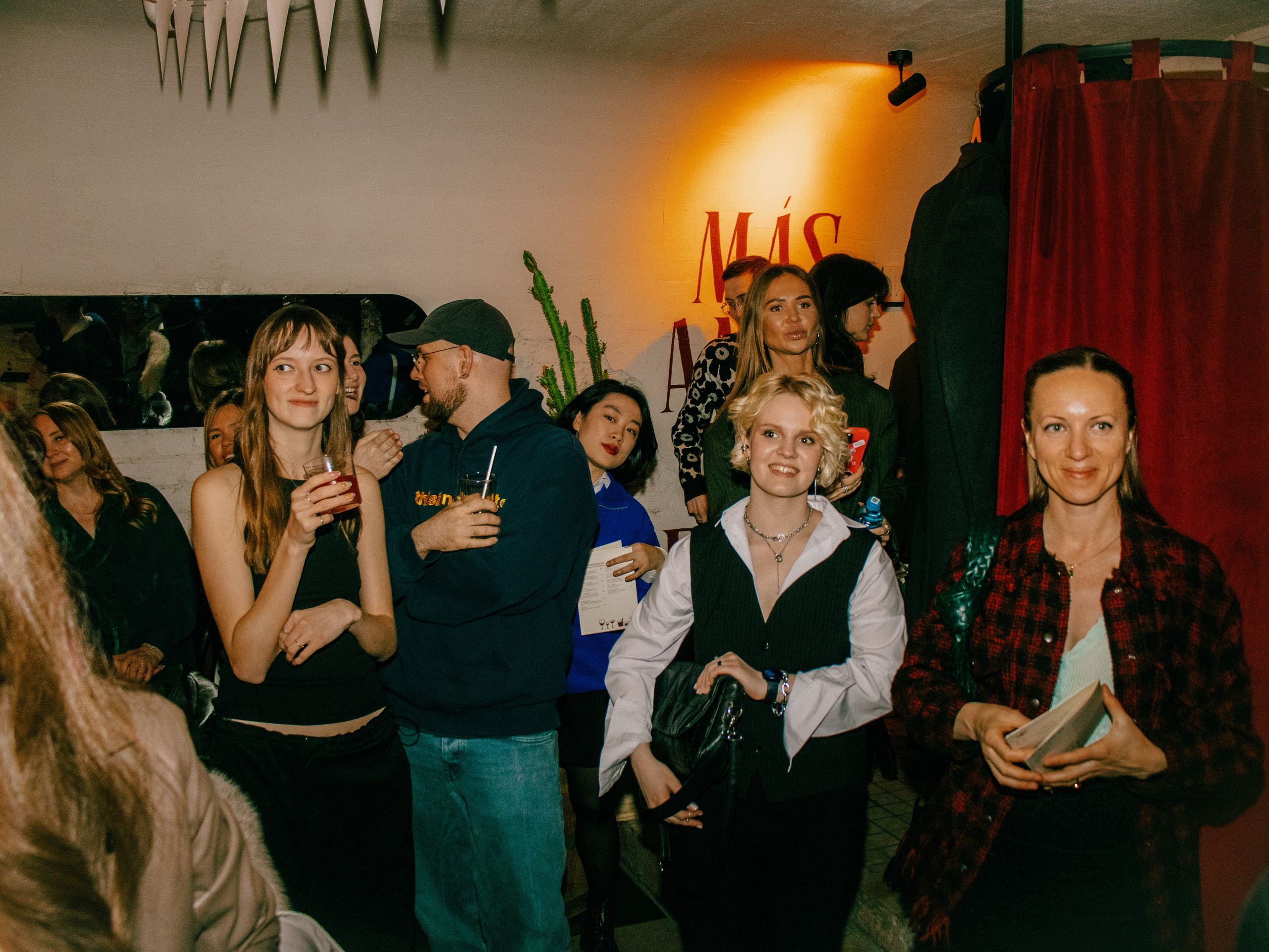 Открытие Por Favor bar. Фотограф | портрет | бренды | репортаж