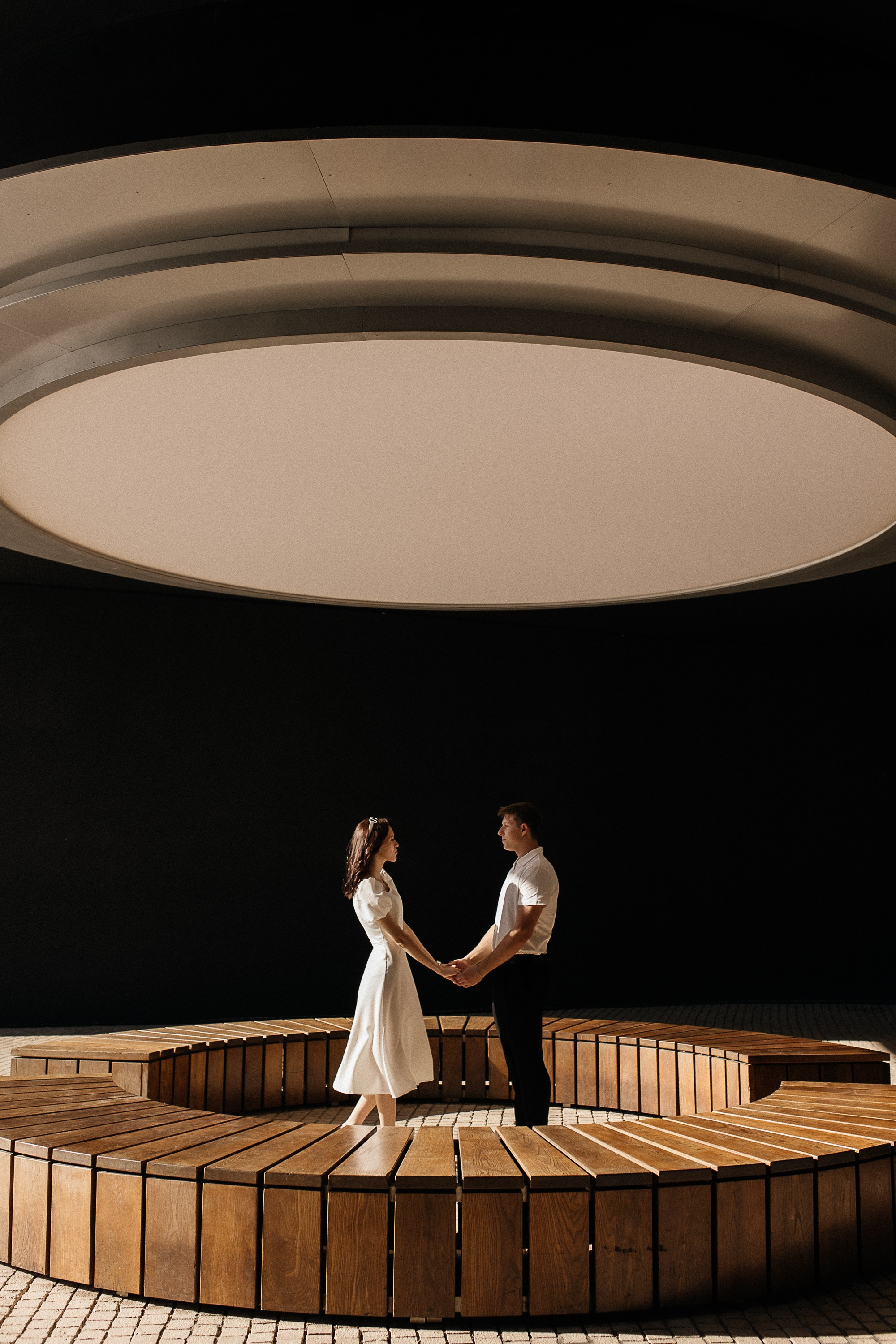 Свадебная фотосессия в парке Галицкого. Свадебный и семейный фотограф Виолетта Сидельникова. Краснодар, Россия, Беларусь, Европа