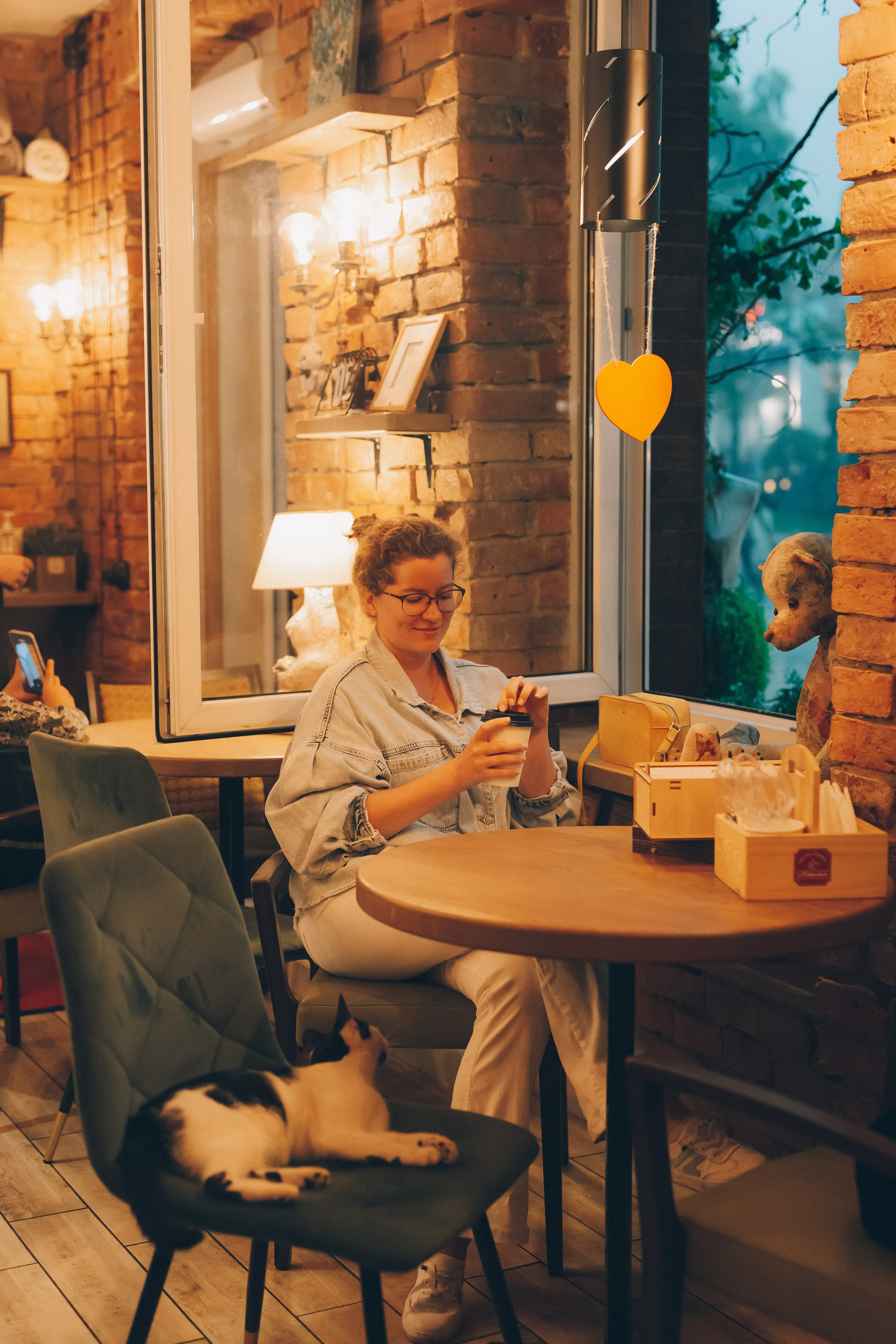 Мария и фотопрогулка в ненастную погоду. Фотограф Зеленоградск Красильникова Елена