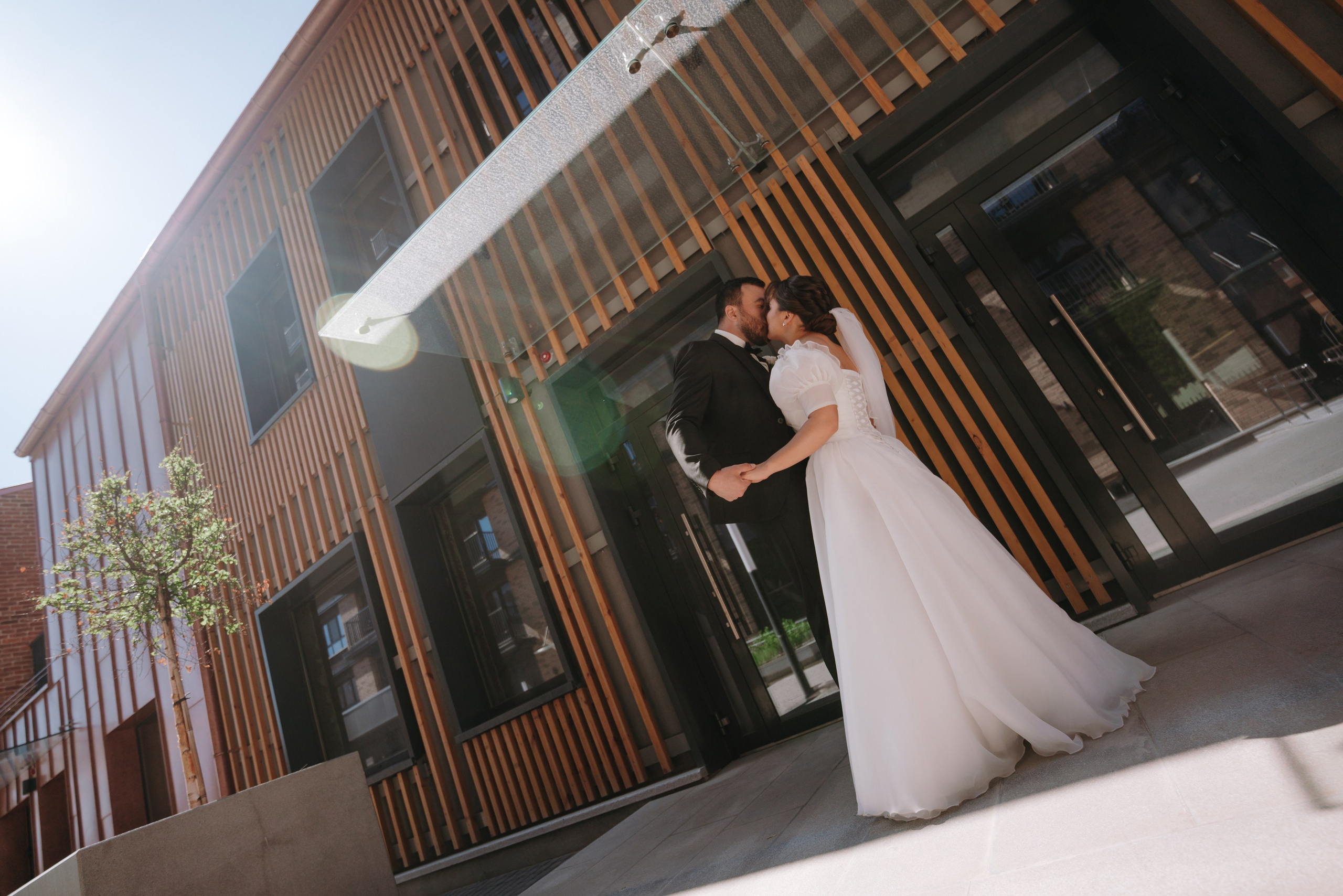 Свадебная фотосессия Радика и Дианы — Уфа, Nesterov Plaza, ЖК Империал, Президент Отель, шатёр М5