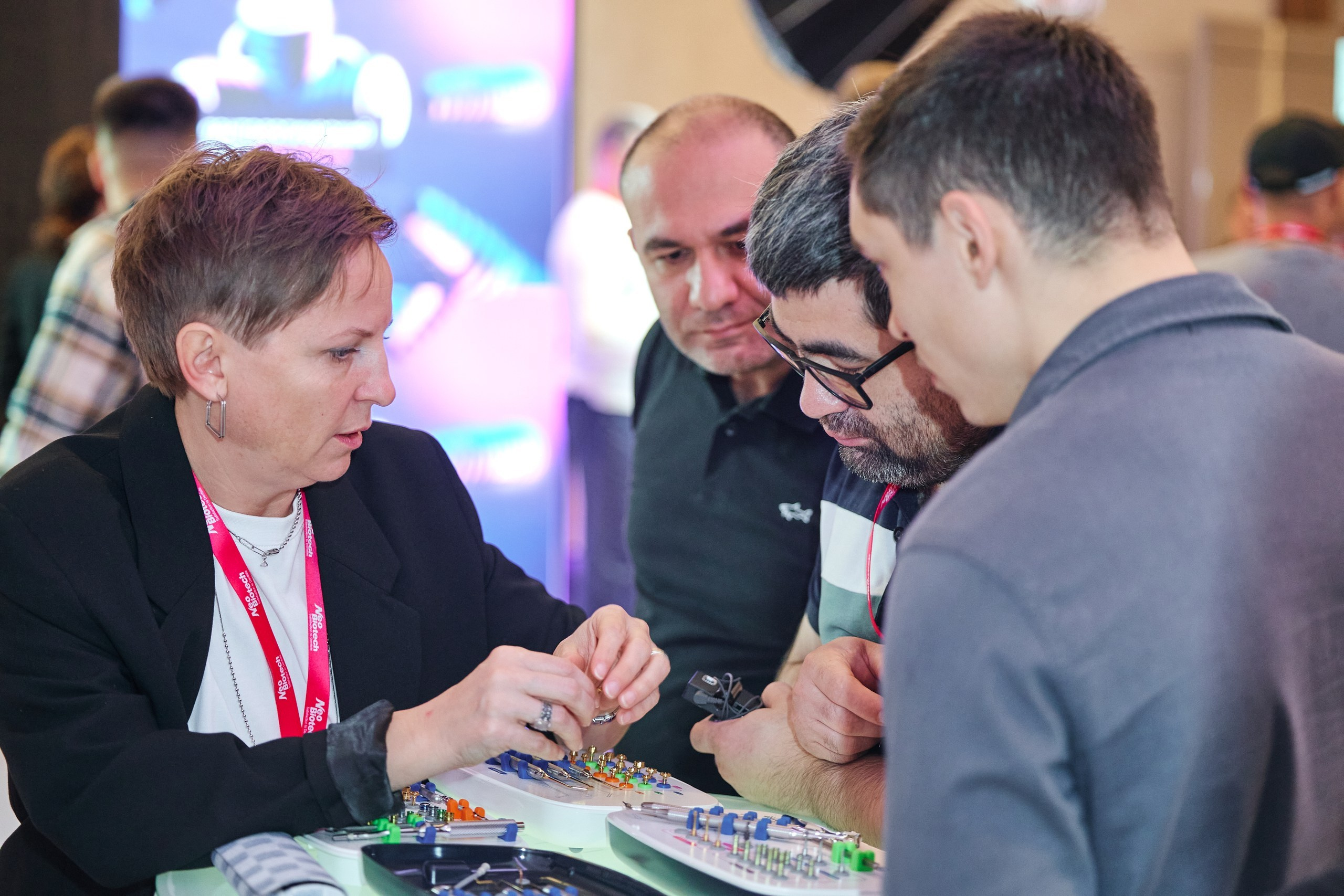 Конгресс имплантологов Neo Biotech 2025. Антон Артюшин, портретный фотограф. Москва