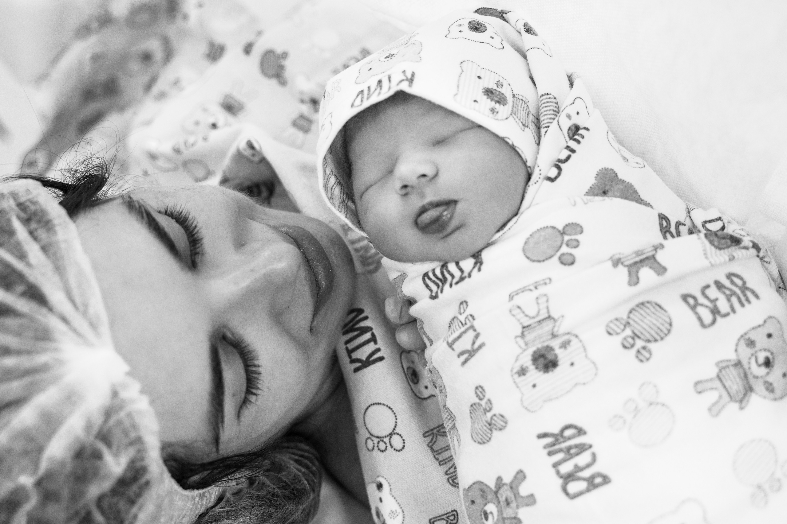 Рождение Адрианы. Семейный и детский фотограф в Краснодаре. Фотограф новорожденных. Фотограф ньюборн. Фотограф родов Краснодар. Катя Угнивенко