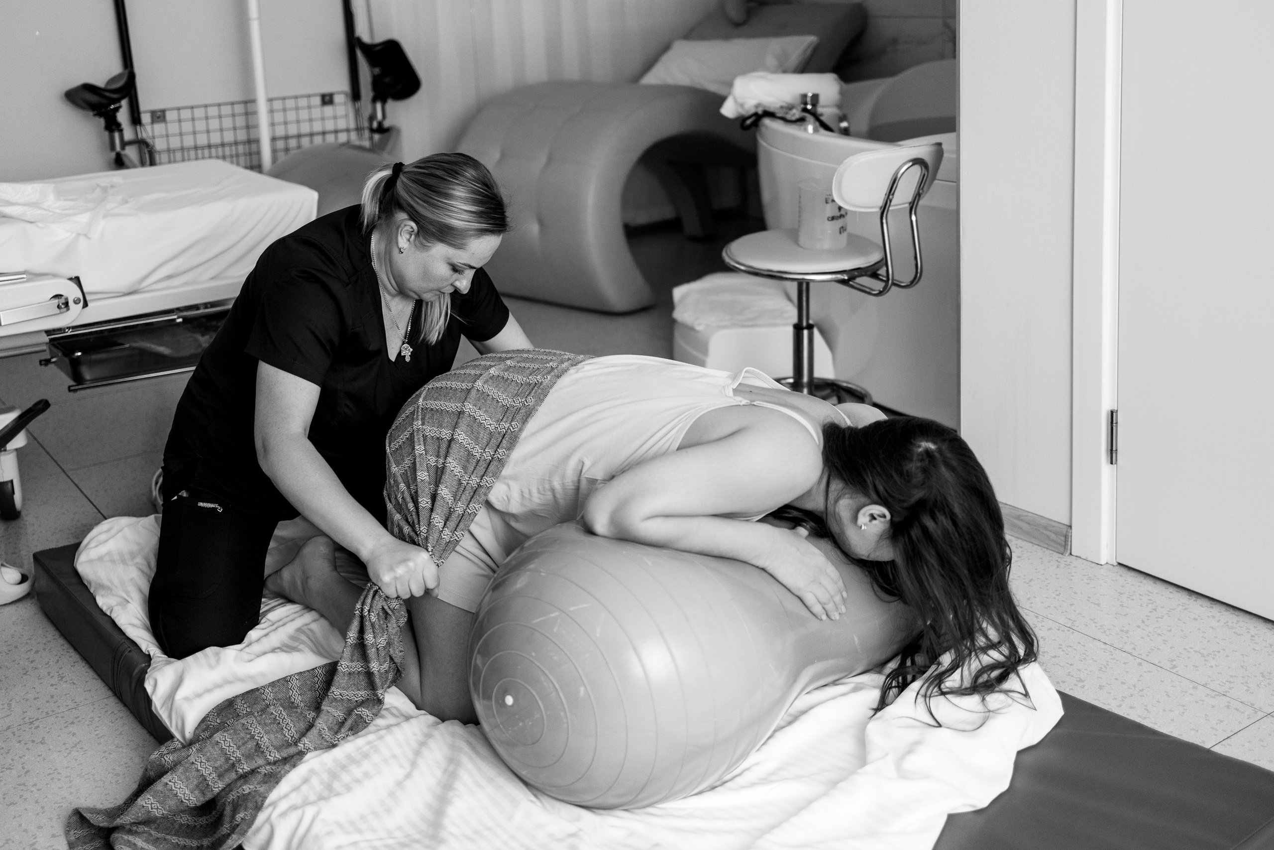 Рождение Веры. Семейный и детский фотограф в Краснодаре. Фотограф новорожденных. Фотограф ньюборн. Фотограф родов Краснодар. Катя Угнивенко