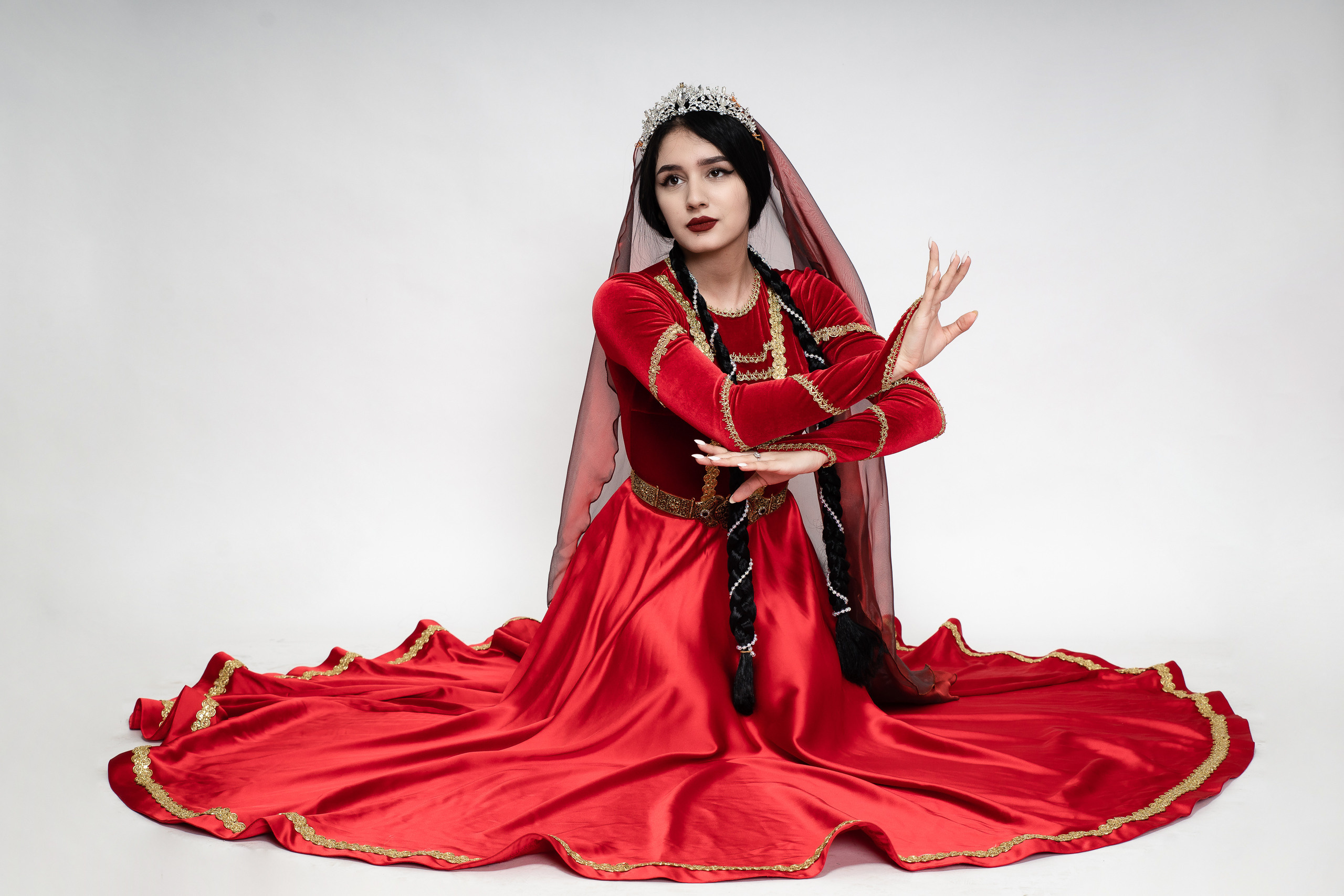 Студийная фотосъёмка представителей народов России. Репортажный фотограф Сергей Сажин г. Ярославль