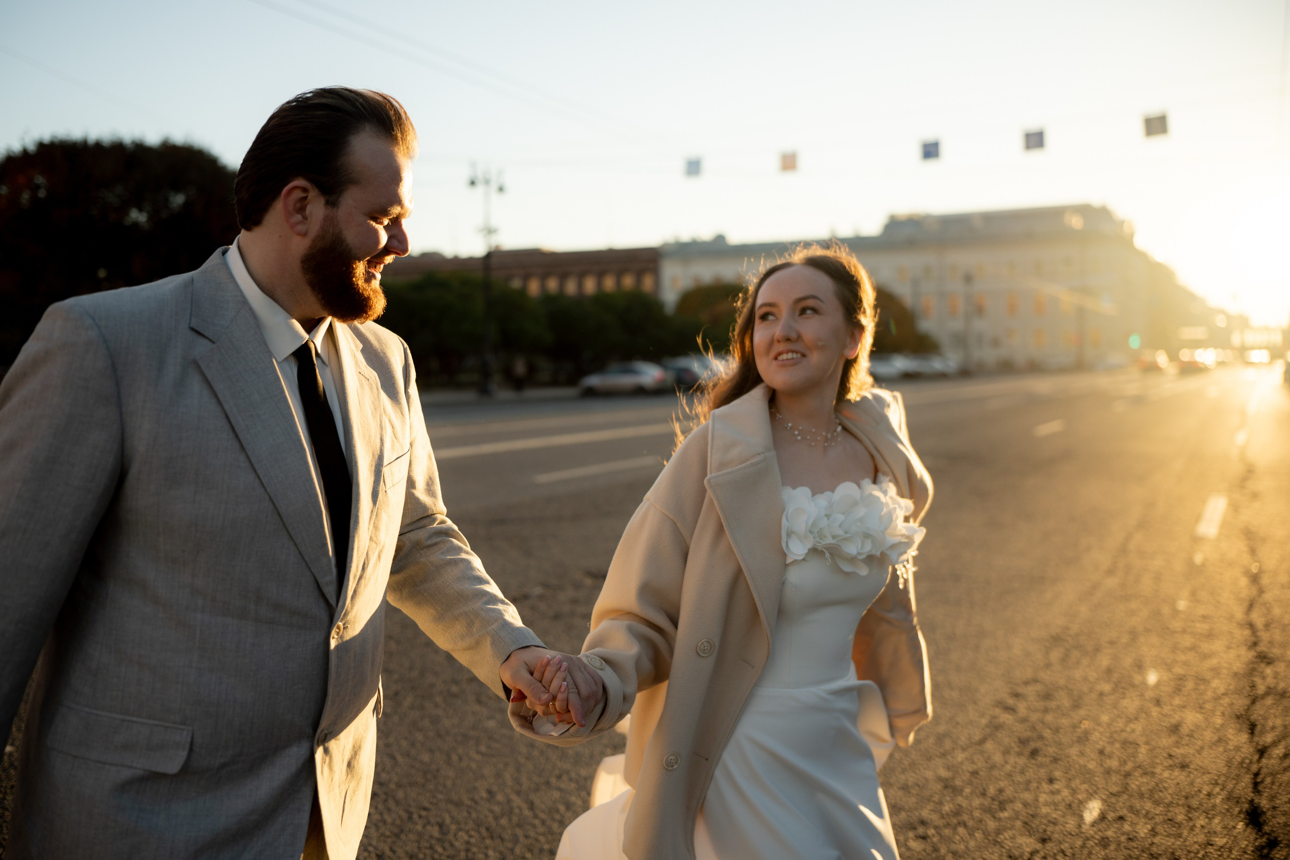 Свадебная фотосессия в Эрмитаже. Свадебный фотограф Александр Невский в Санкт-Петербурге