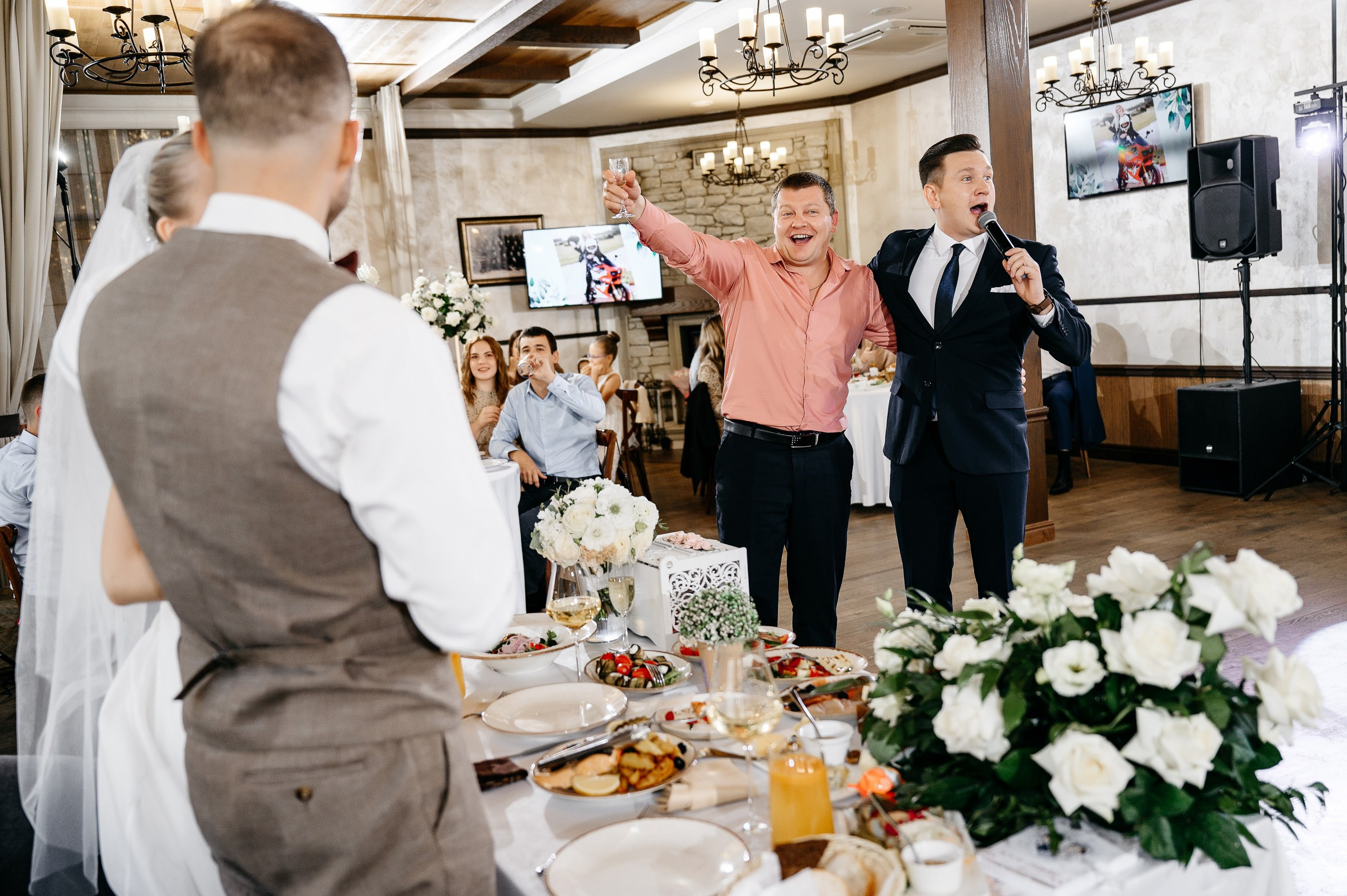 Живые эмоции на свадьбе. Свадебный фотограф в Красноярске