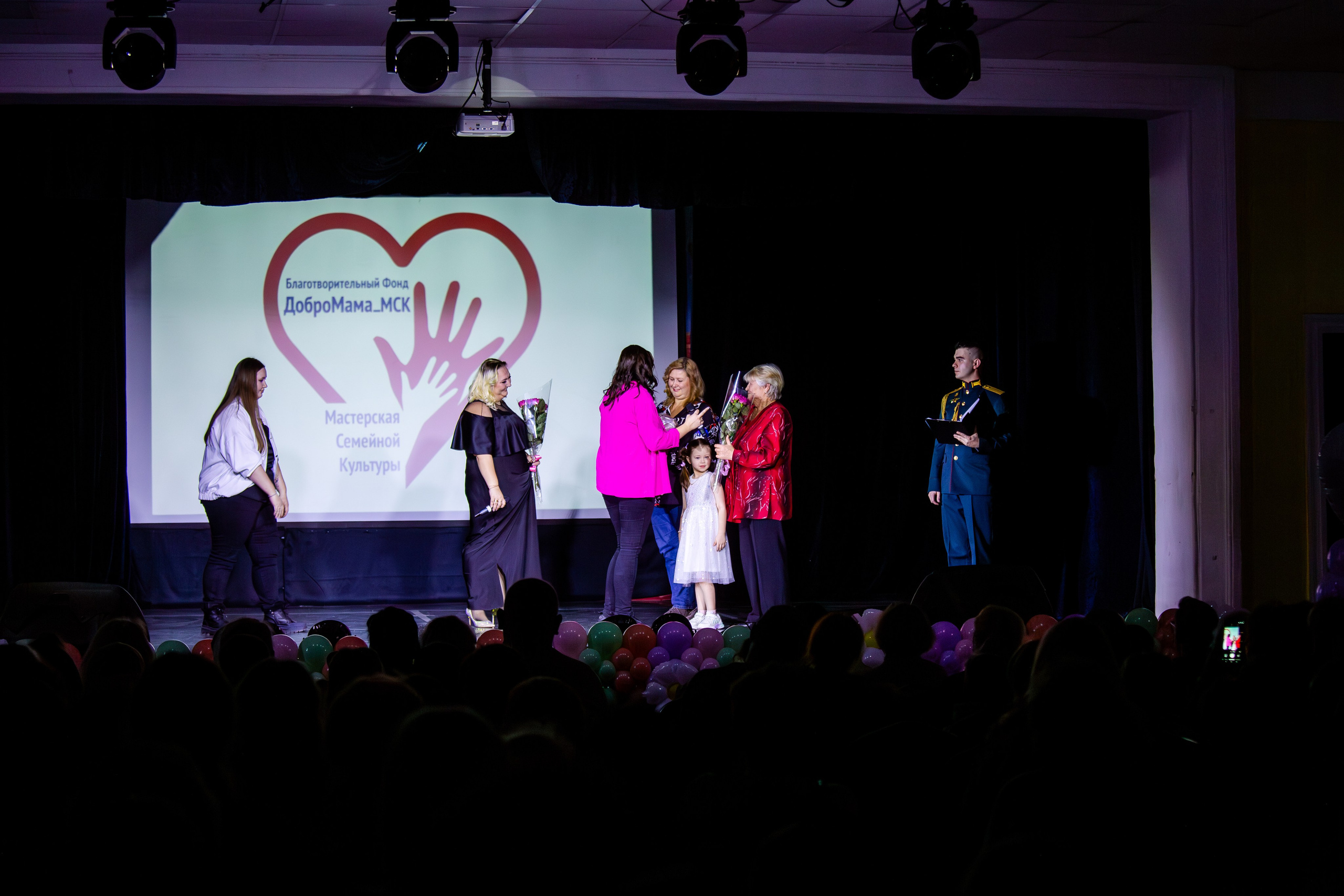 Палитра добра. Репортажный, семейный, свадебный, портретный фотограф