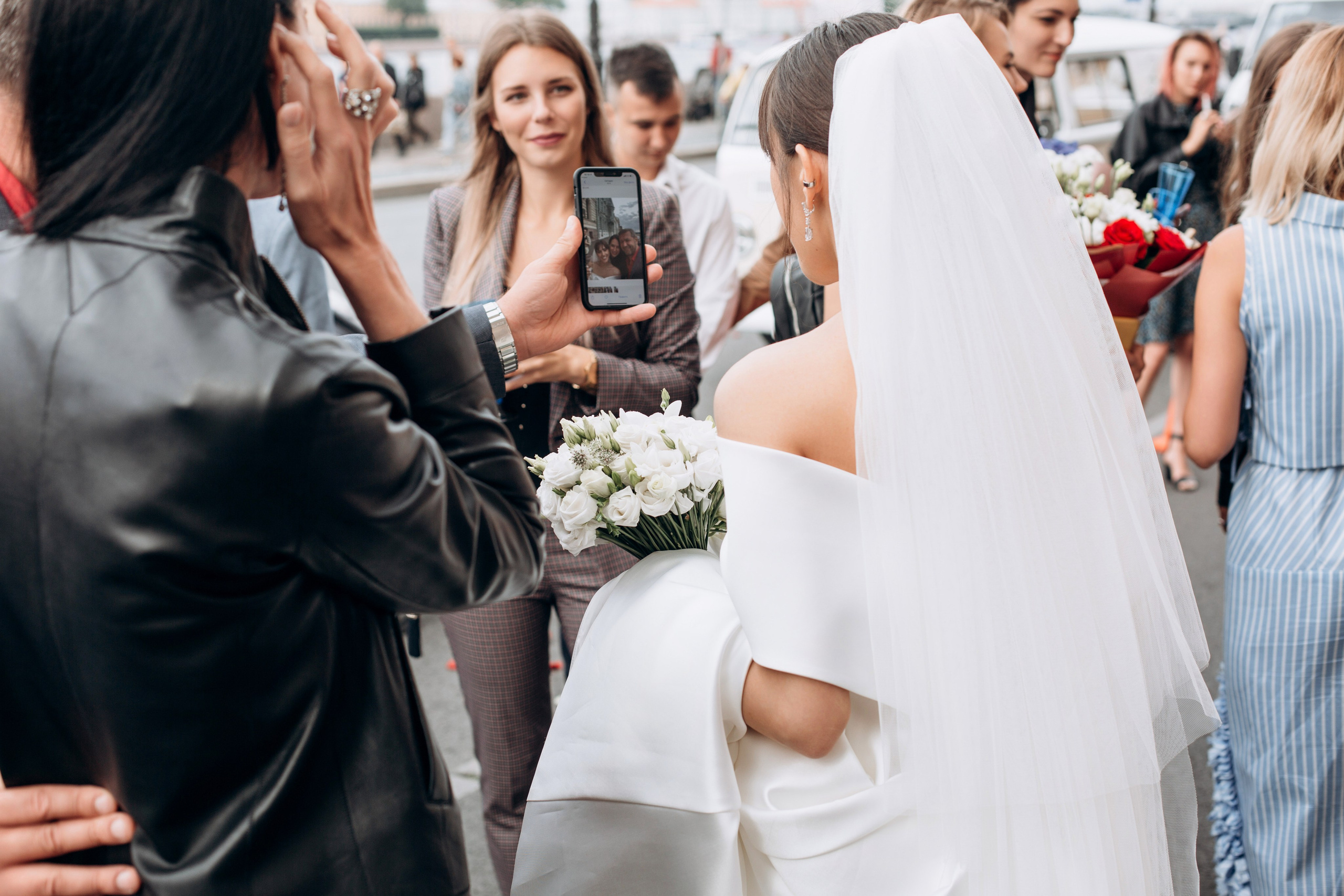 Свадьба на катере. Свадебный фотограф в Санкт-Петербурге Вика Стукачева