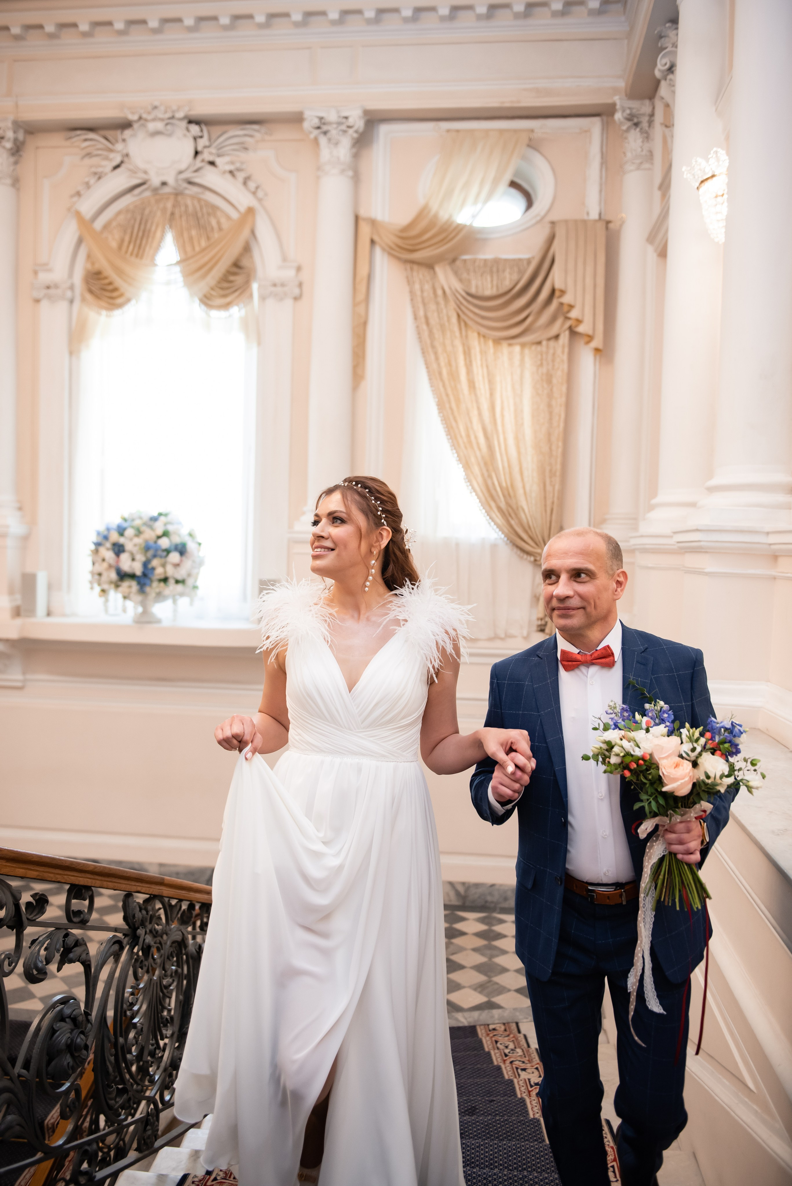 Свадебный день в Петербурге. Анастасия Петрович фотограф, фотокорреспондент в Москве и Санкт-Петербурге. Фотосъёмка репортажа, мероприятия, корпоративная съёмка, контент