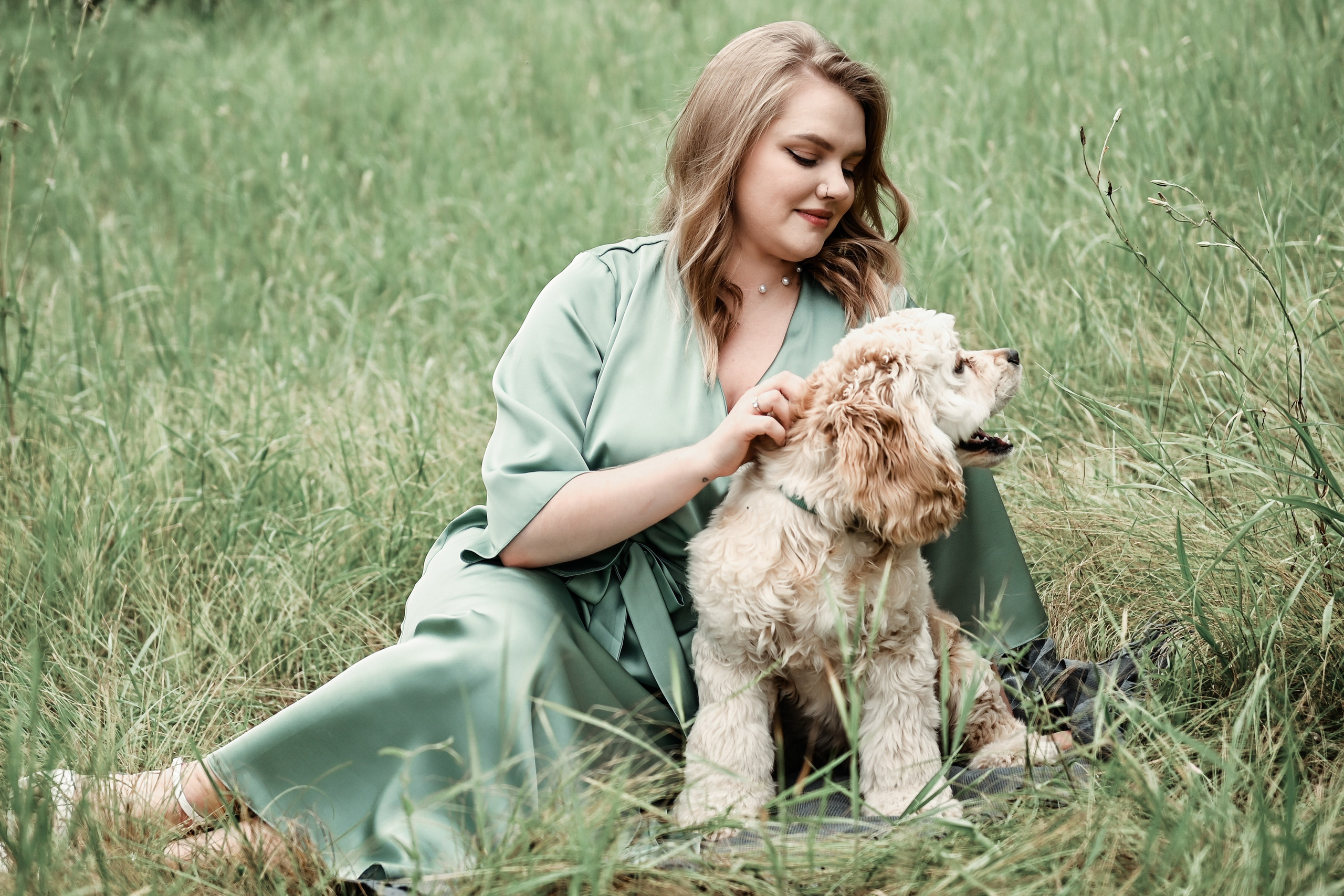 Love story прогулка вместе с песиком))). Свадебный, семейный, детский, контент фотограф в Омске Максим Ильин