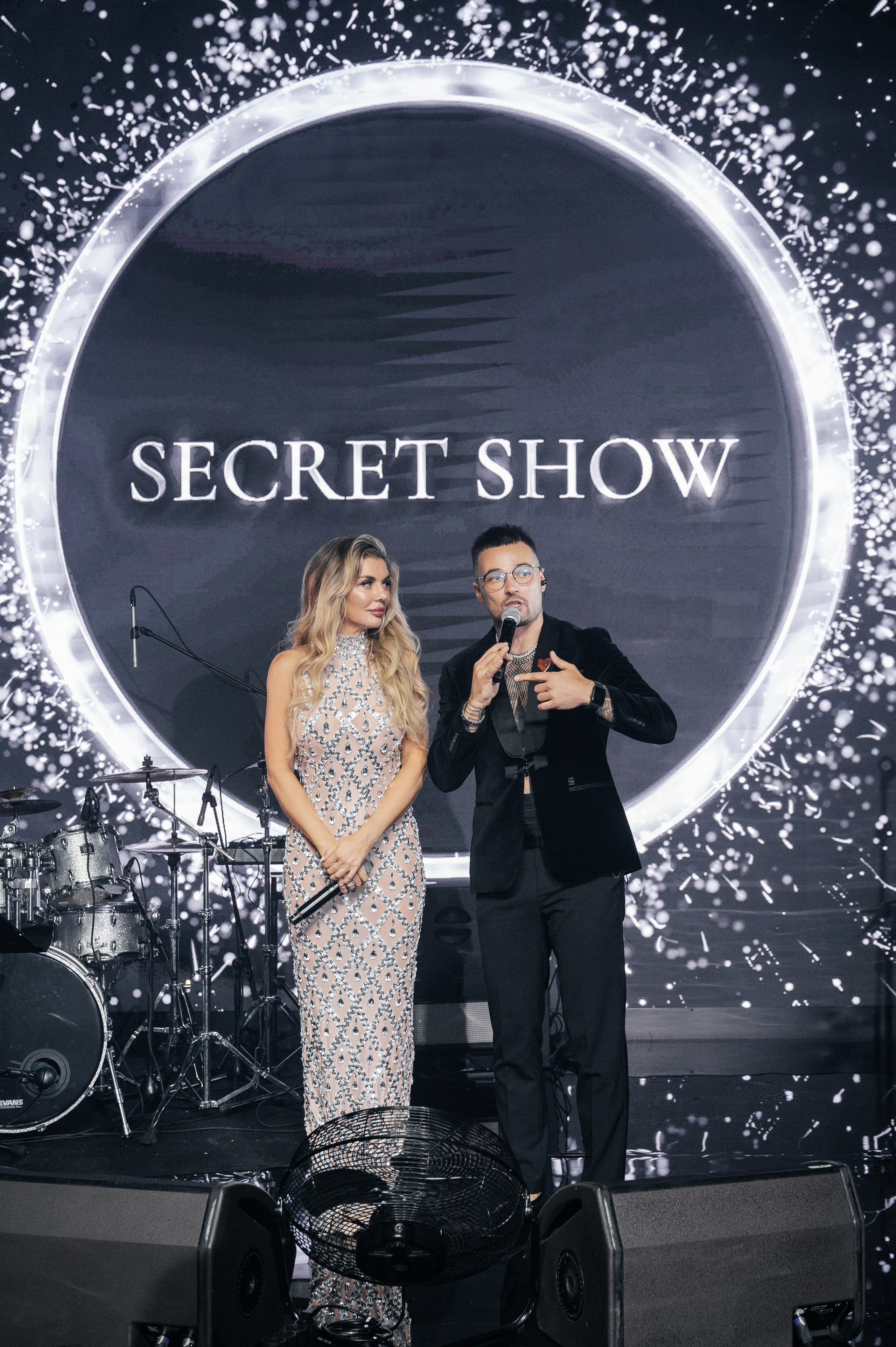 SECRET SHOW. Wedding photographer in Moscow and around the world Andrey Medvednikov