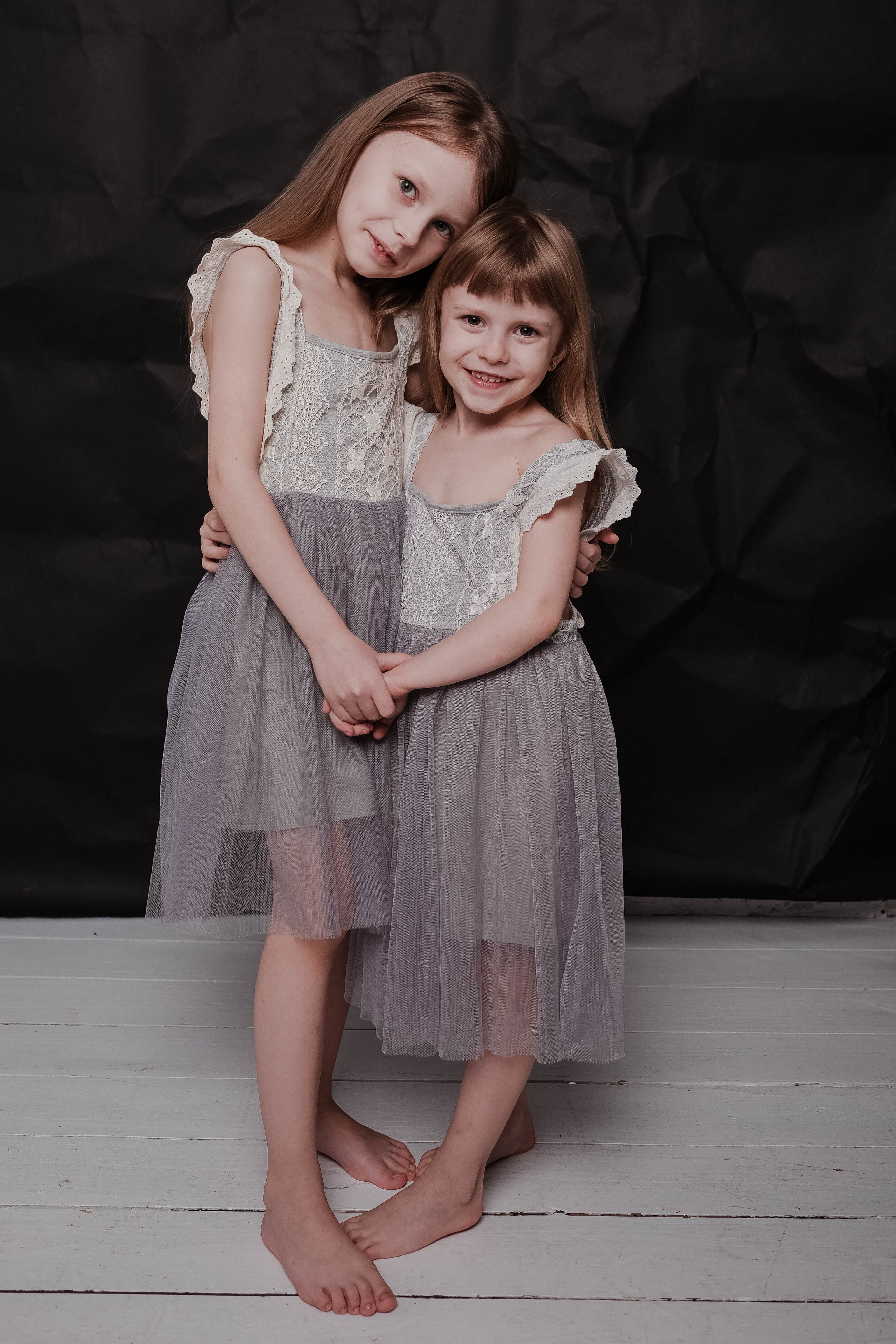 Ксюша и Соня. Фотограф Одинцово Нина Ленс