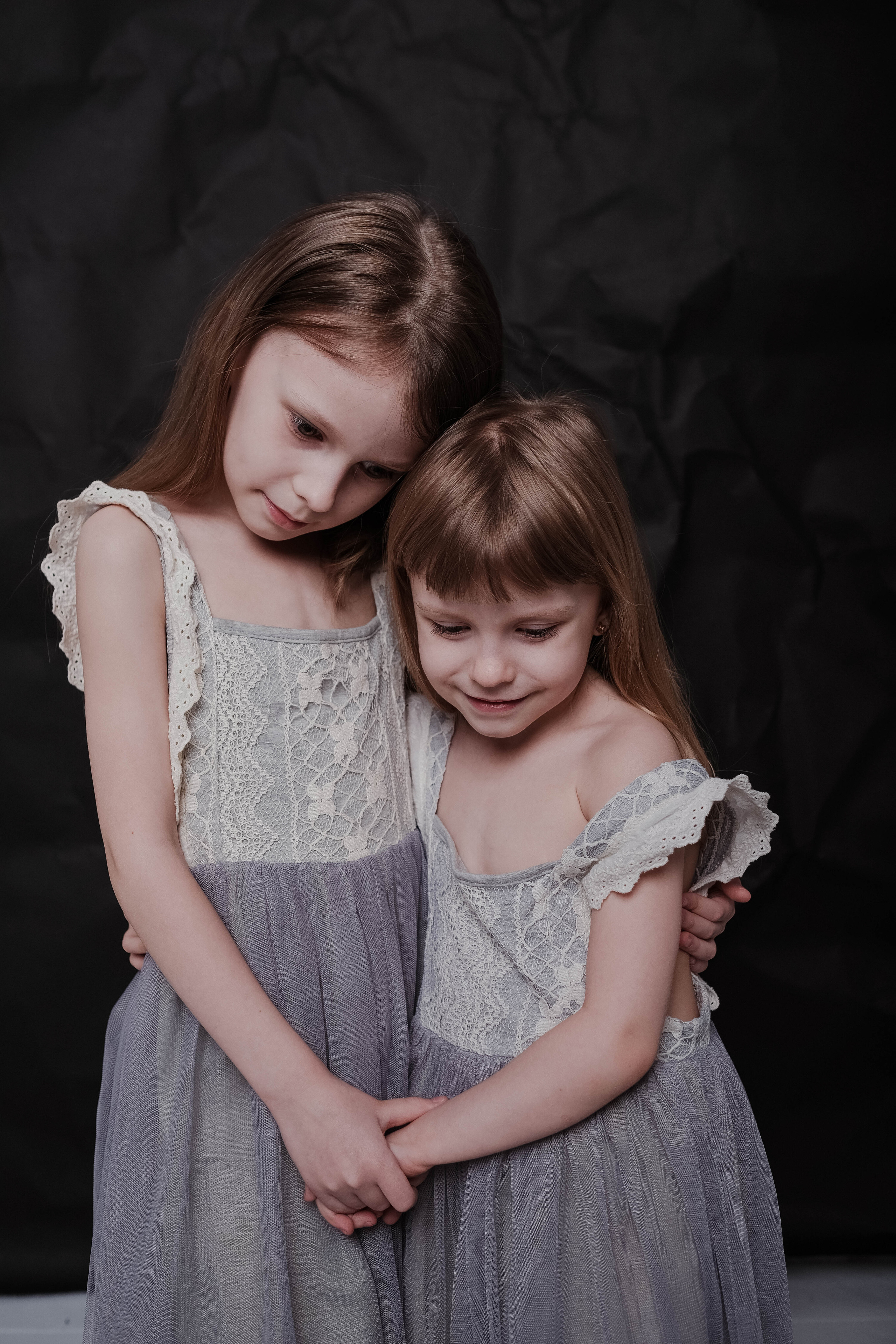 Ксюша и Соня. Фотограф Одинцово Нина Ленс