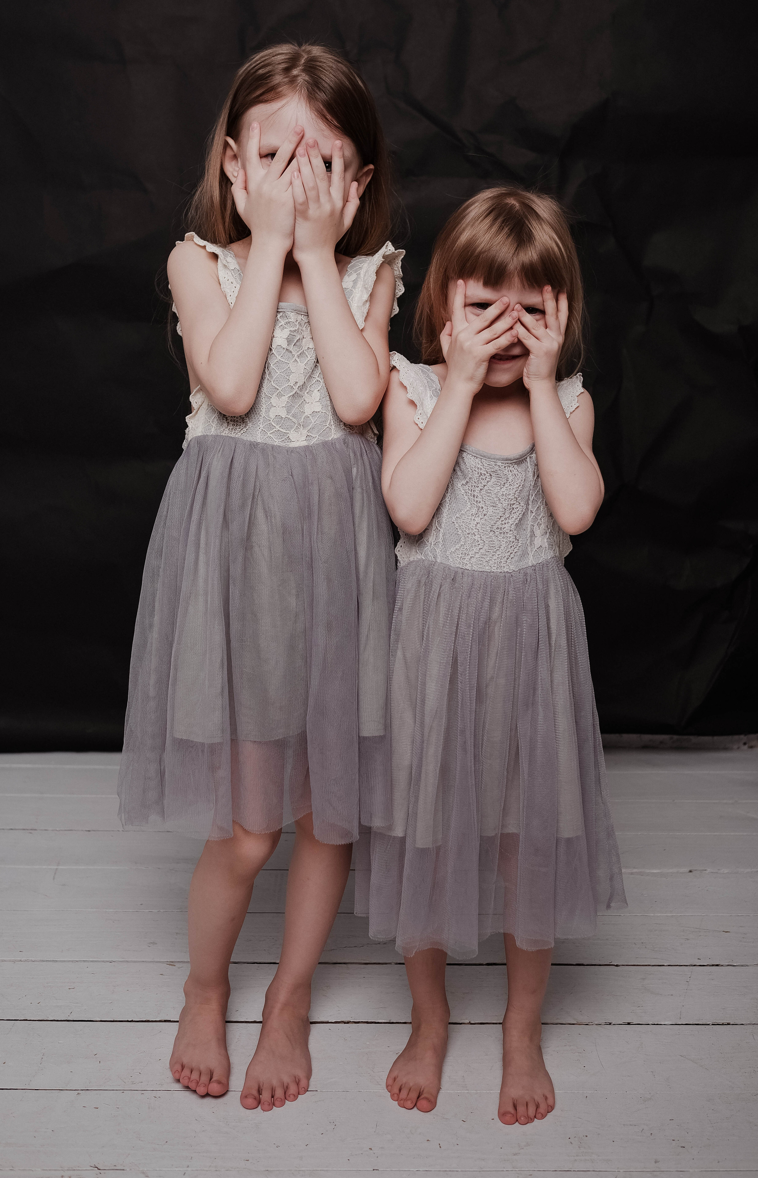 Ксюша и Соня. Фотограф Одинцово Нина Ленс