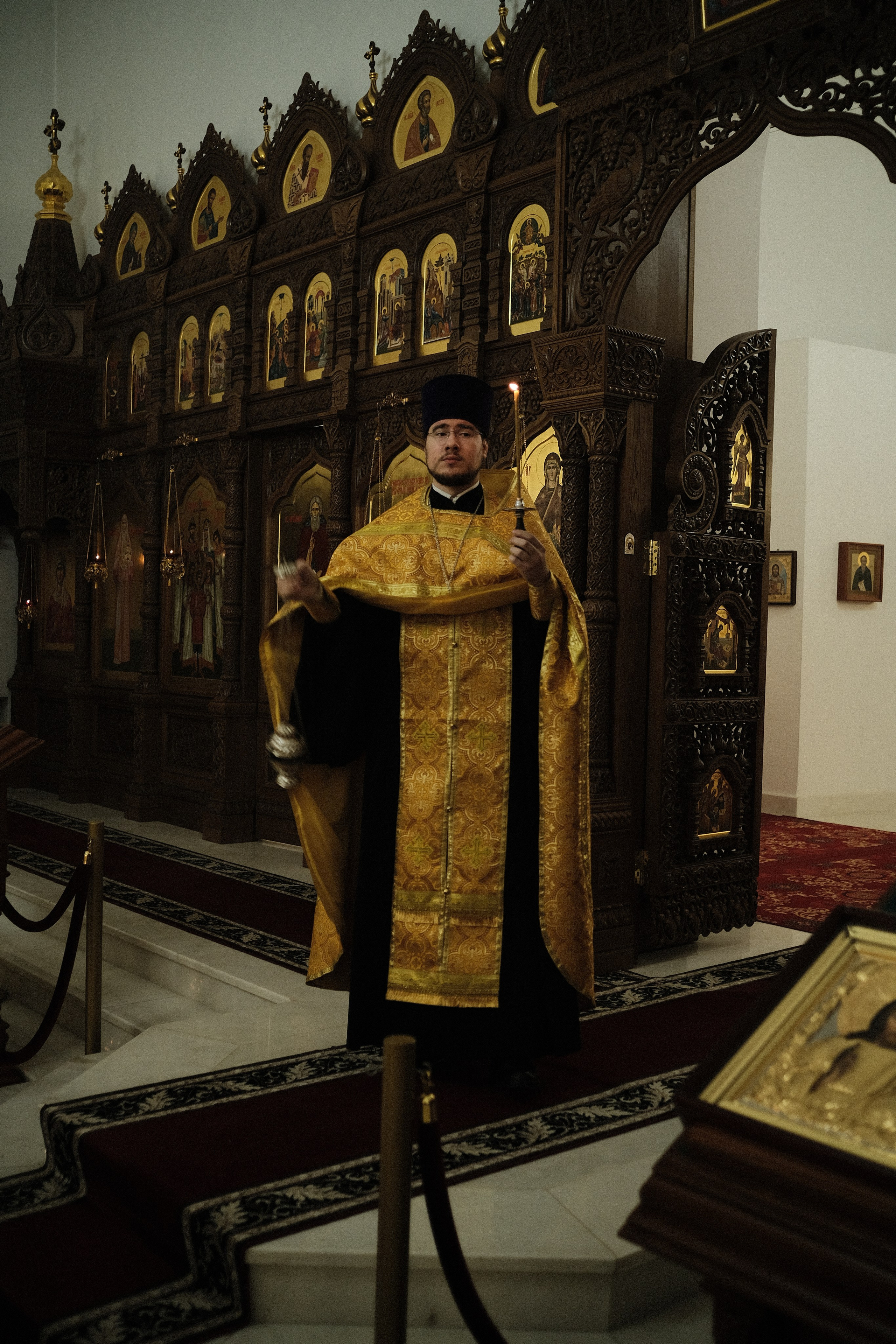 Храм Спиридона, епископа Тримифунтского. Илья Варакин — Кинематографичный фотограф в Москве. Съемки с душой и эстетикой пленки. Готовые фото за 2 дня