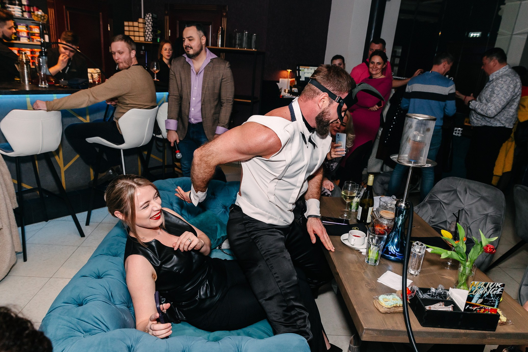 8 марта в лаунж-баре Major 2024. Свадебный, семейный и детский фотограф в Калининграде Елена Кравцова