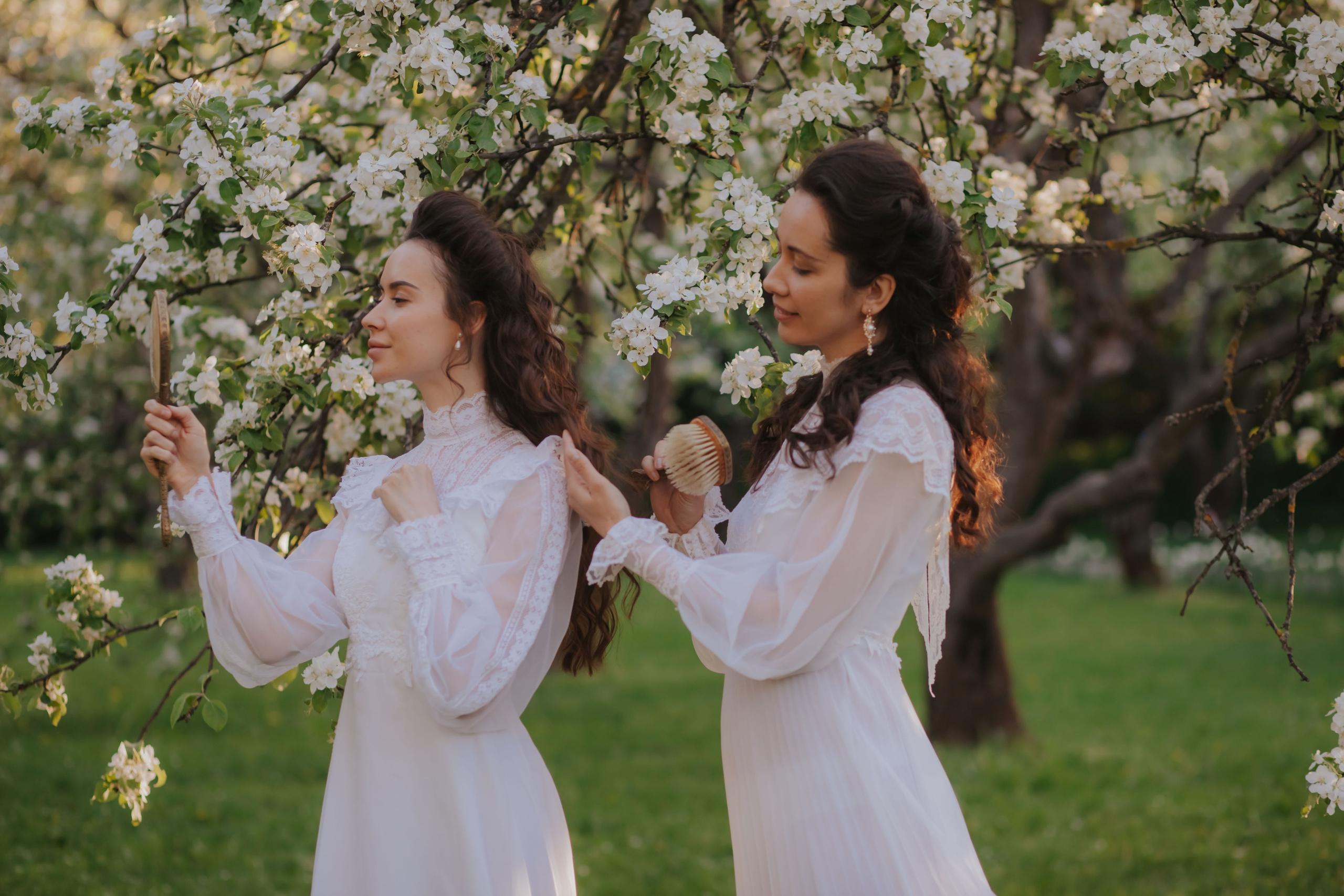 Яблоневый сад. Художественная винтажная фотография