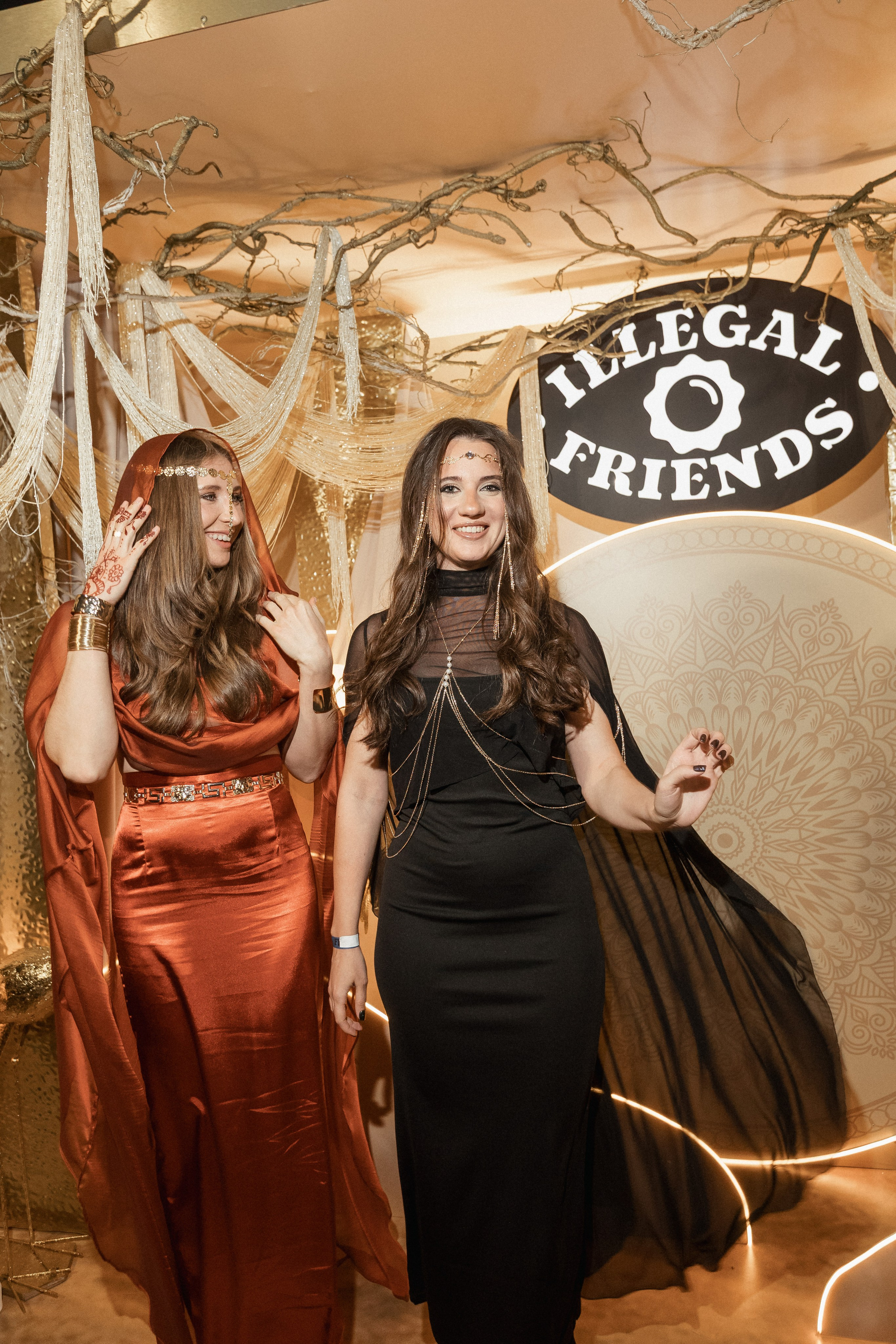 ILLEGAL FRIENDS — MIRAGE [PART I]. СВОИ. ФОТООТЧЕТЫ-СОБЫТИЯ-МЕСТА