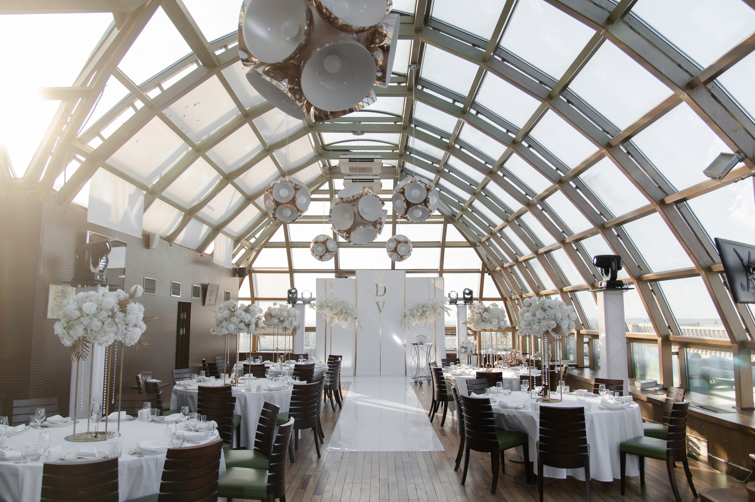 Свадебная фотосессия в Сохо Азов. Свадебный фотограф в Ростове Максимов Максим