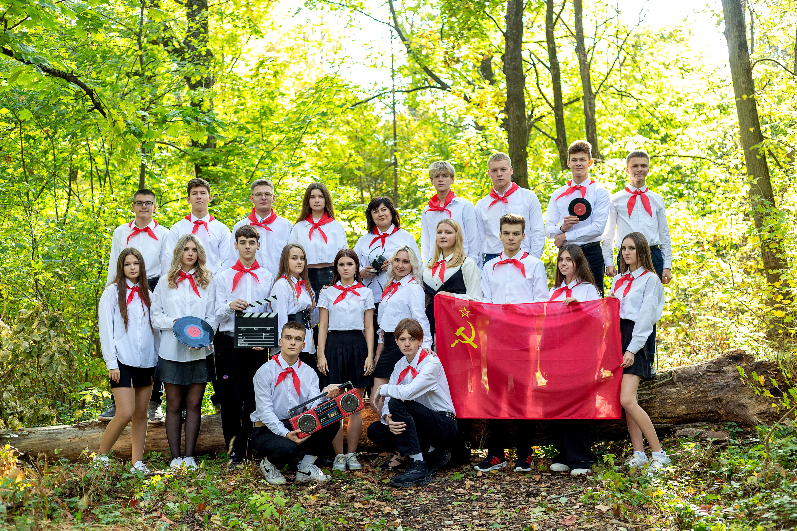 Пионеры заброшенная лесная школа, 9Б — школа 92. Выпускные альбомы Воронеж от Веры Соколовой