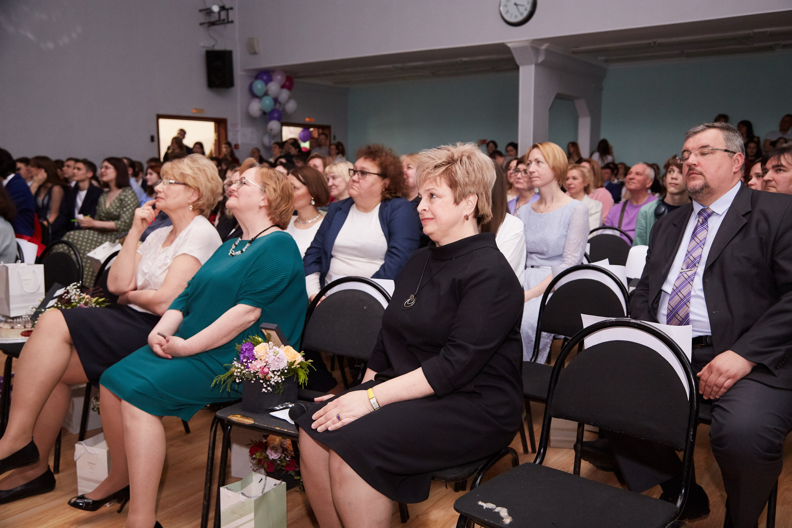 Последний звонок. Фотограф Савченко Люба. Москва