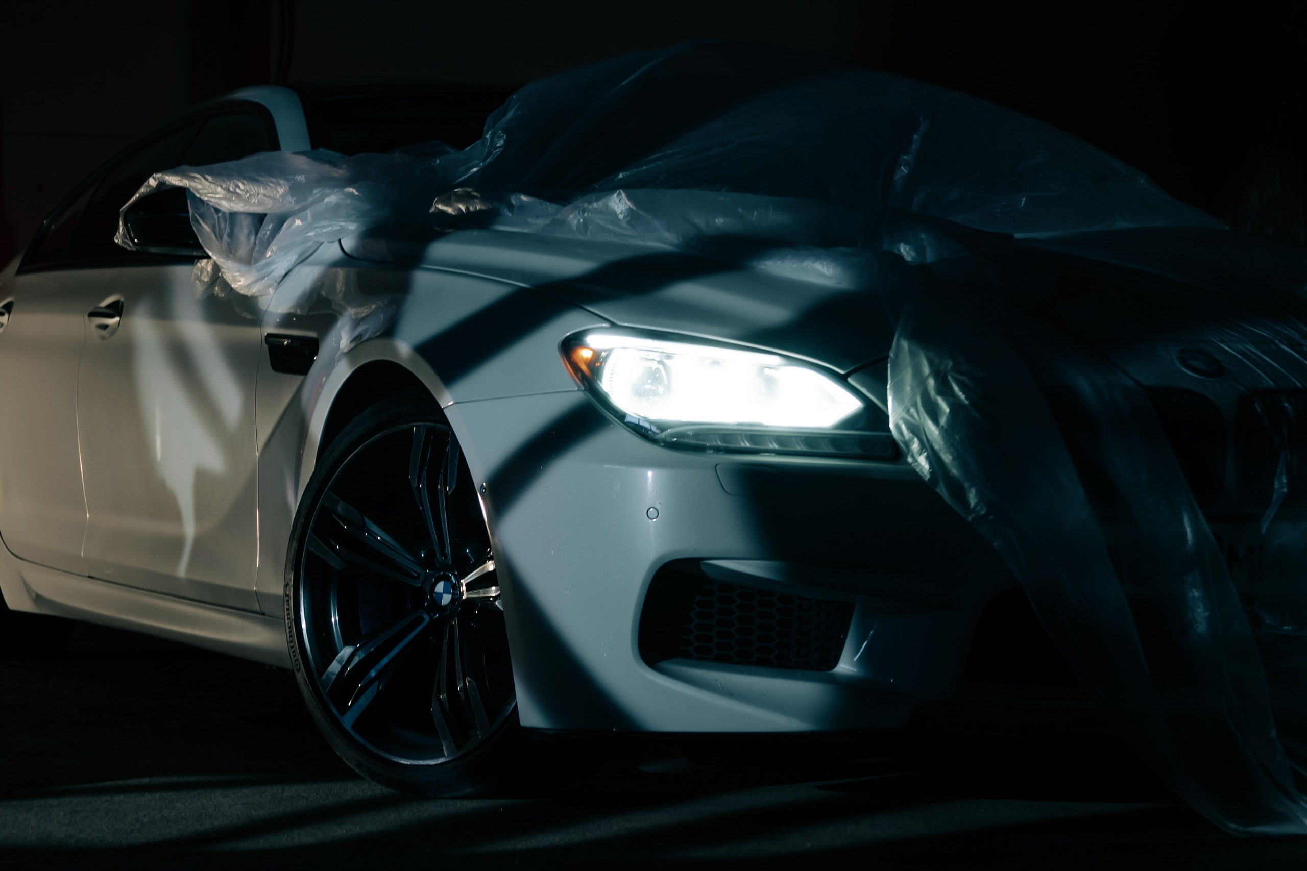BMW M6 GRAN COUPE. Opasnophoto