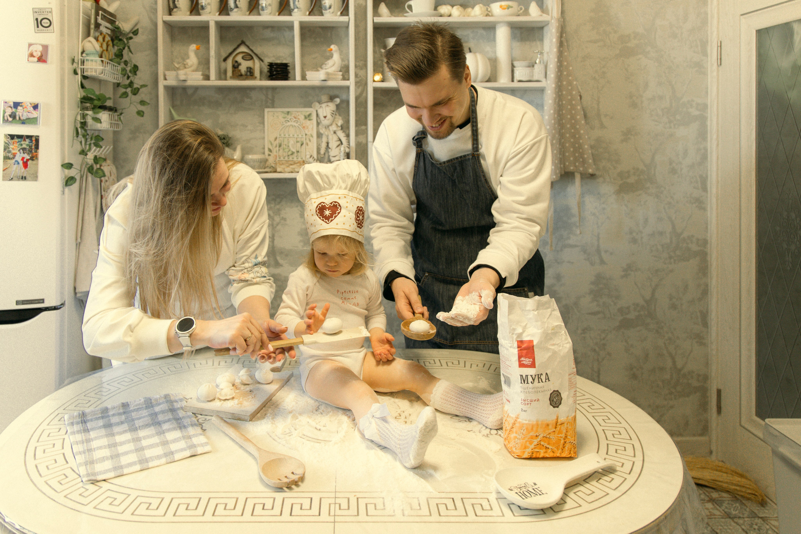 Марина Саша Вика. Фотосъёмка в квартире фотографа. Фотограф для маркетплейсов, фотоуслуги в Жуковском Татьяна Марсуверских