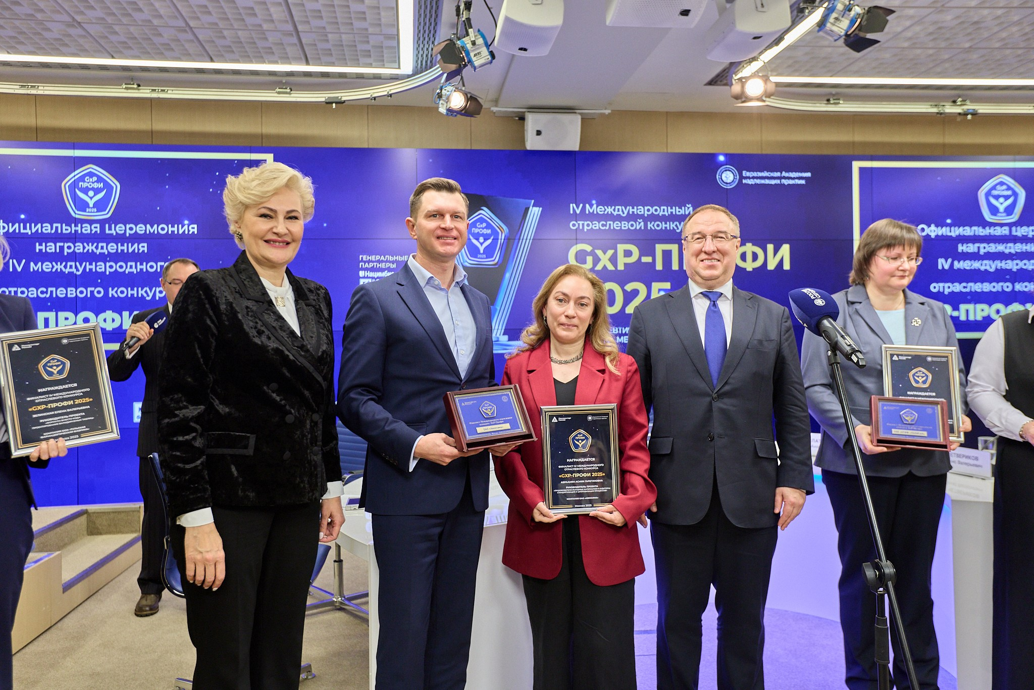 РИА Новости «Итоги отраслевого конкурса GXP-Профи 2025». Режиссёр, клипмейкер, фотограф — Андрей Охота