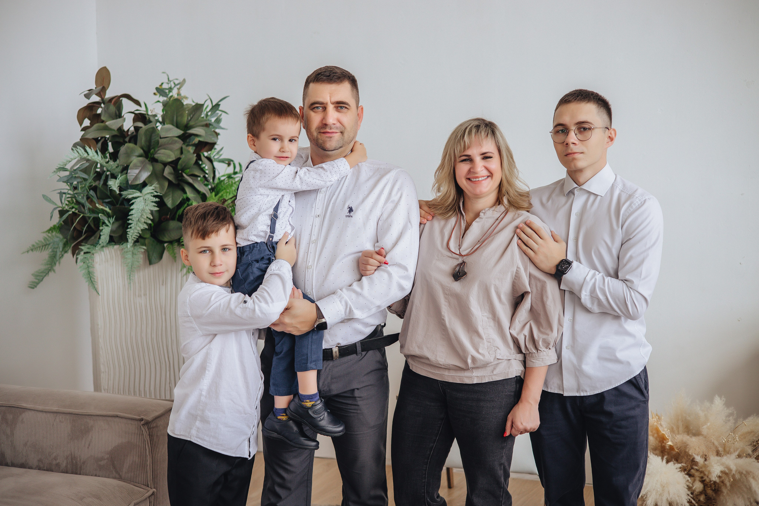 Большая семья. Студия. Свадебный и семейный фотограф Пушкин Царское Село СПБ Питер Санкт-Петербург и Рязань Ольга Козлова