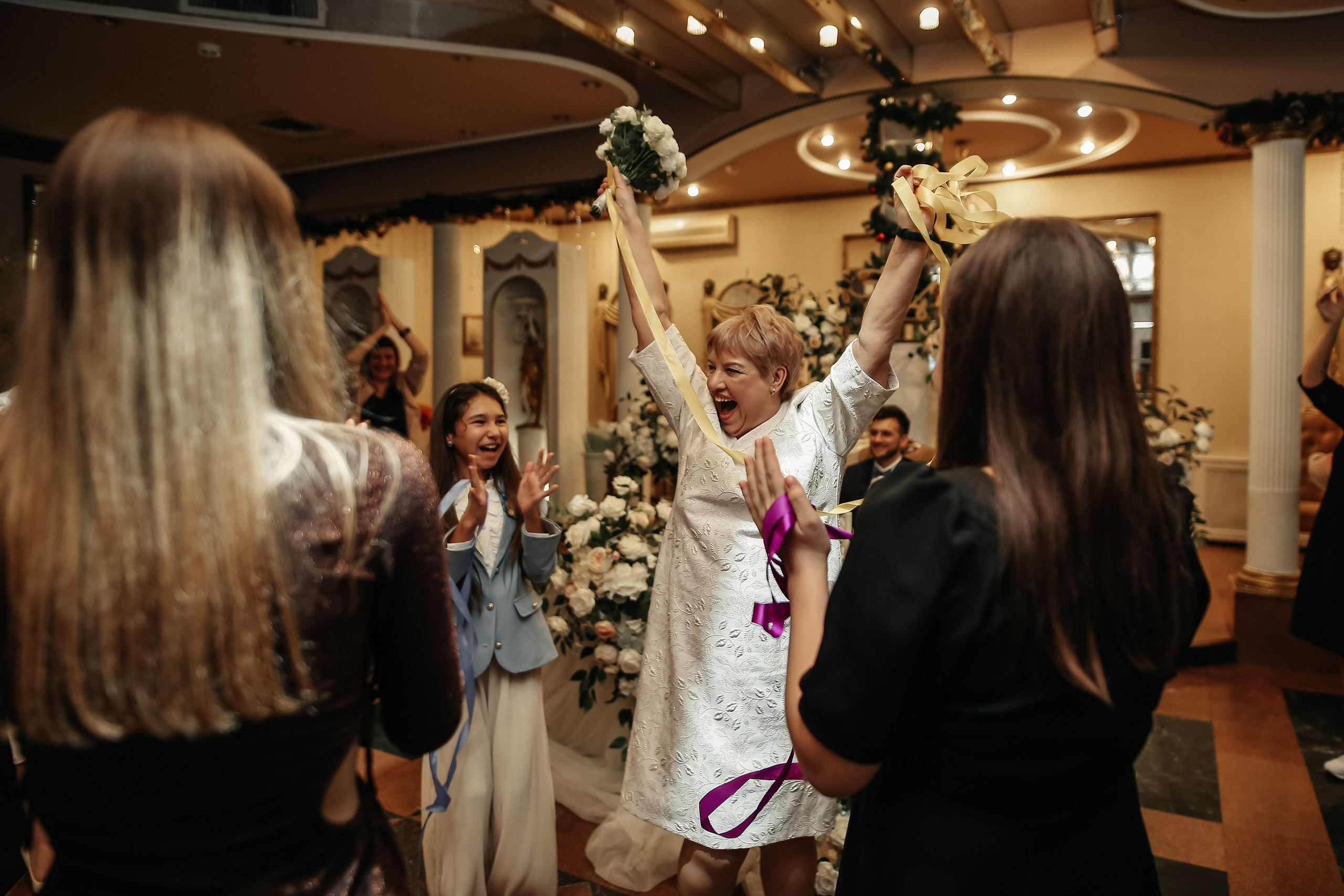 Живая музыка в Москве Ведущий Москва Саксофон Топ ведущих на свадьбу. Свадебный ведущий в Москве Саксофон на свадьбу