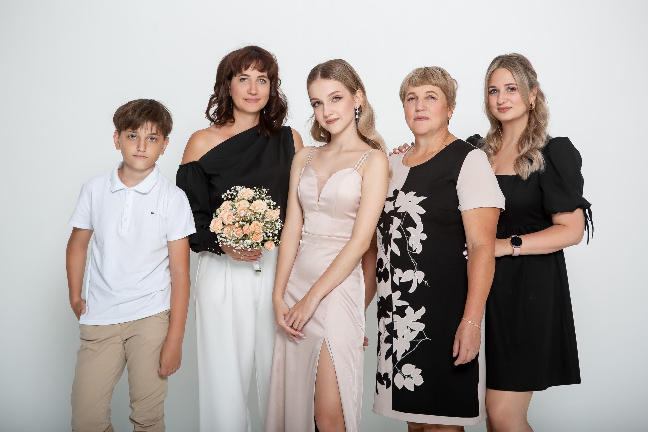 Выпускной девушки. Фотографии её и членов семьи. Свадебный и портретный Фотограф в Липецке Дмитрий Котюков