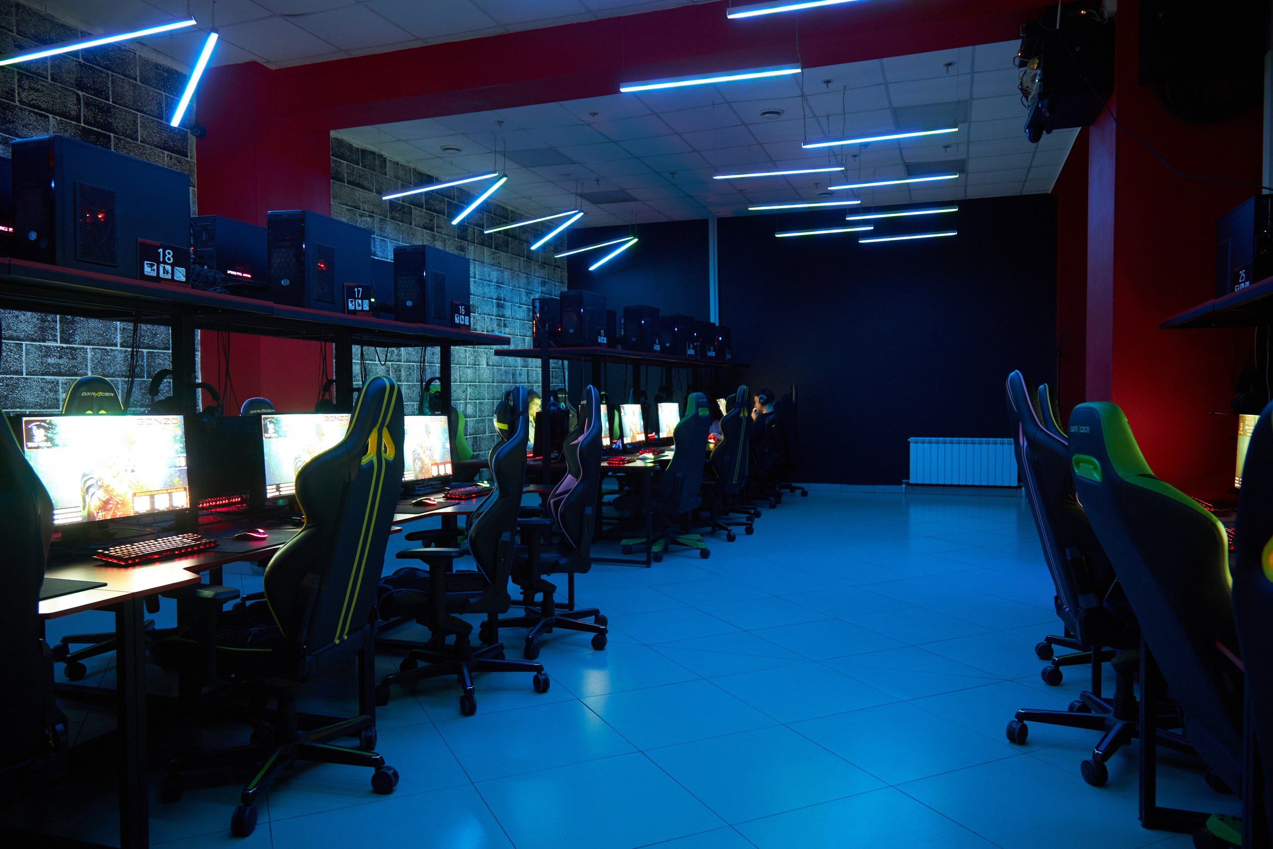 Киберклуб «Gonzo». Фотограф Сергей Феденко