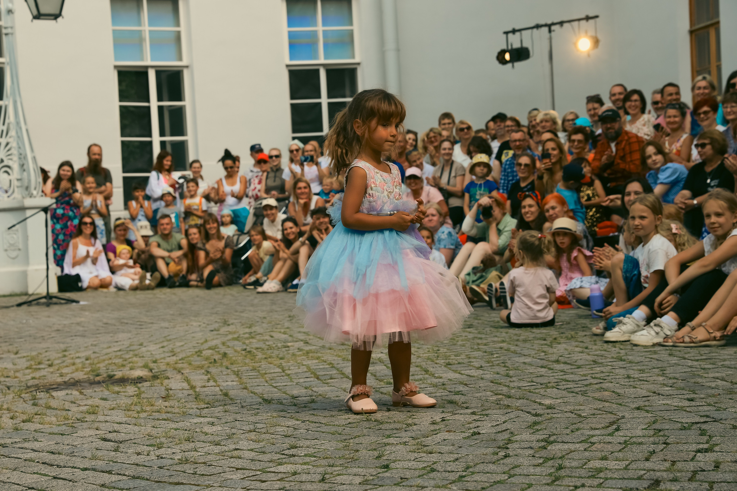 Театр Вкуса, Приключения итальянцев в России