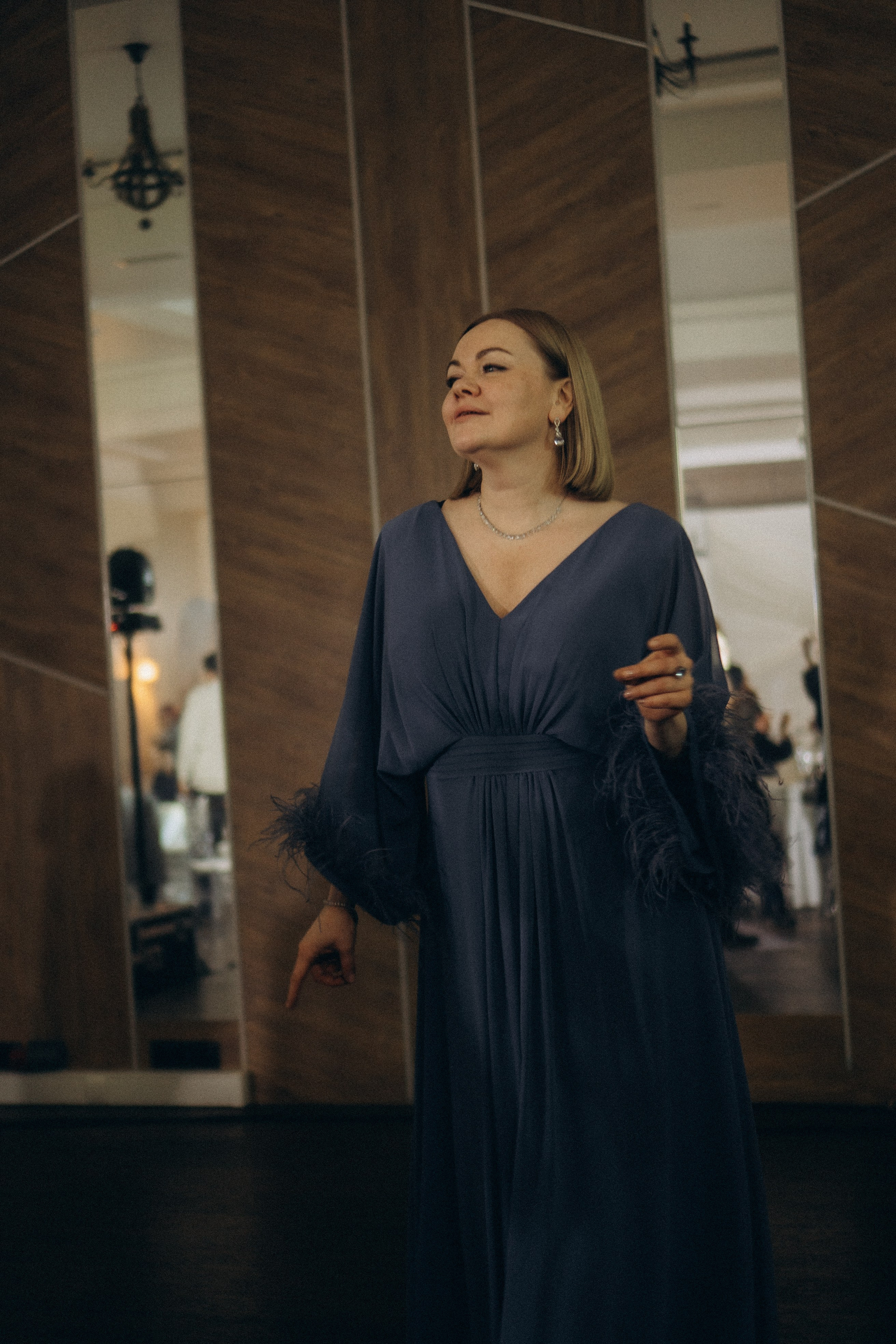 СВАДЕБНАЯ СЬЕМКА СБОРОВ В ОТЕЛЕ И ВЫЕЗД НА ЦЕРЕМОНИЮ (СНЯТО В СИБИРЕ В НИЖНЕВАРТОВСКЕ). Профессиональный фотограф, Санкт-Петербург — Виктория Богомолова