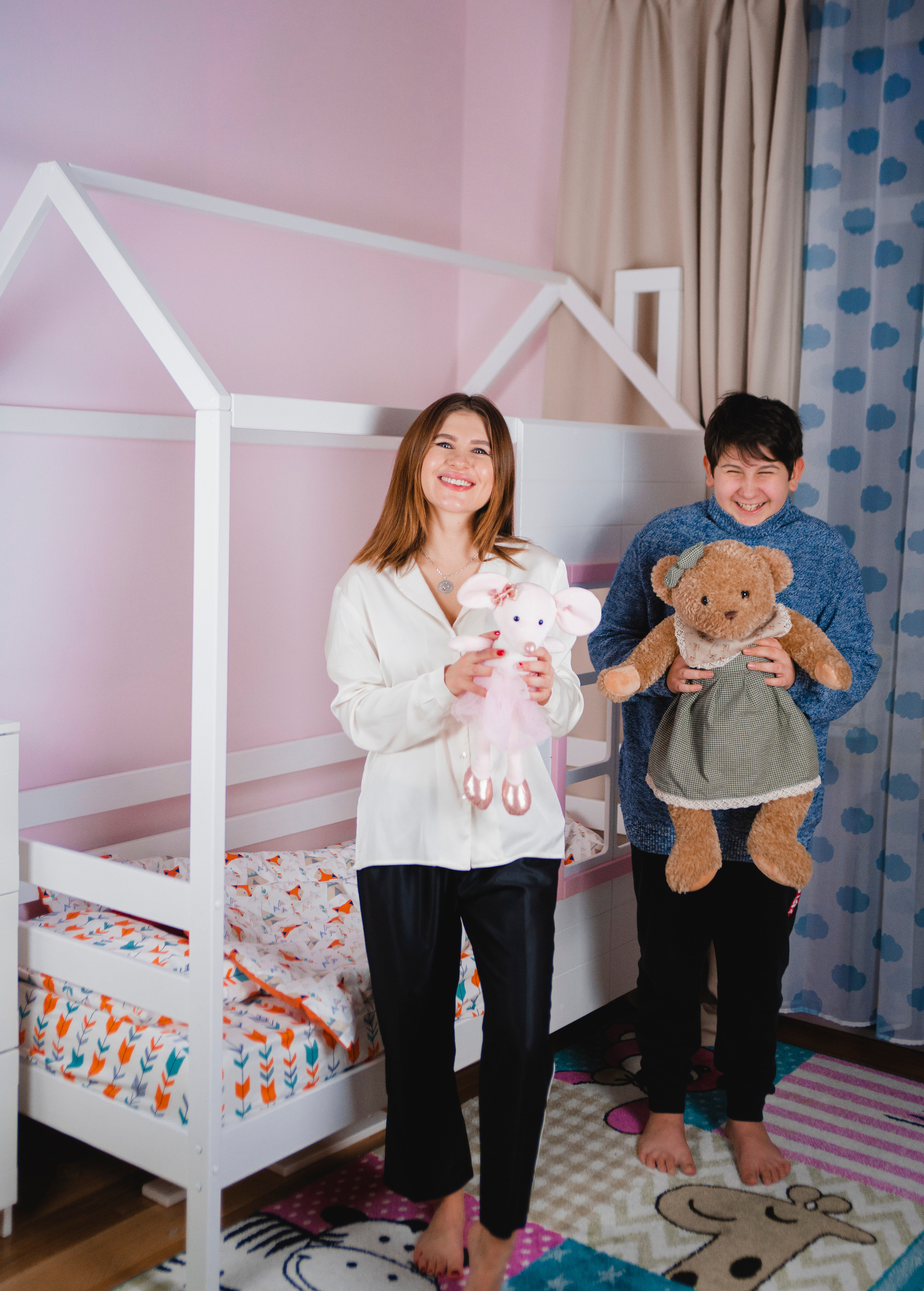 Аня Цуканова