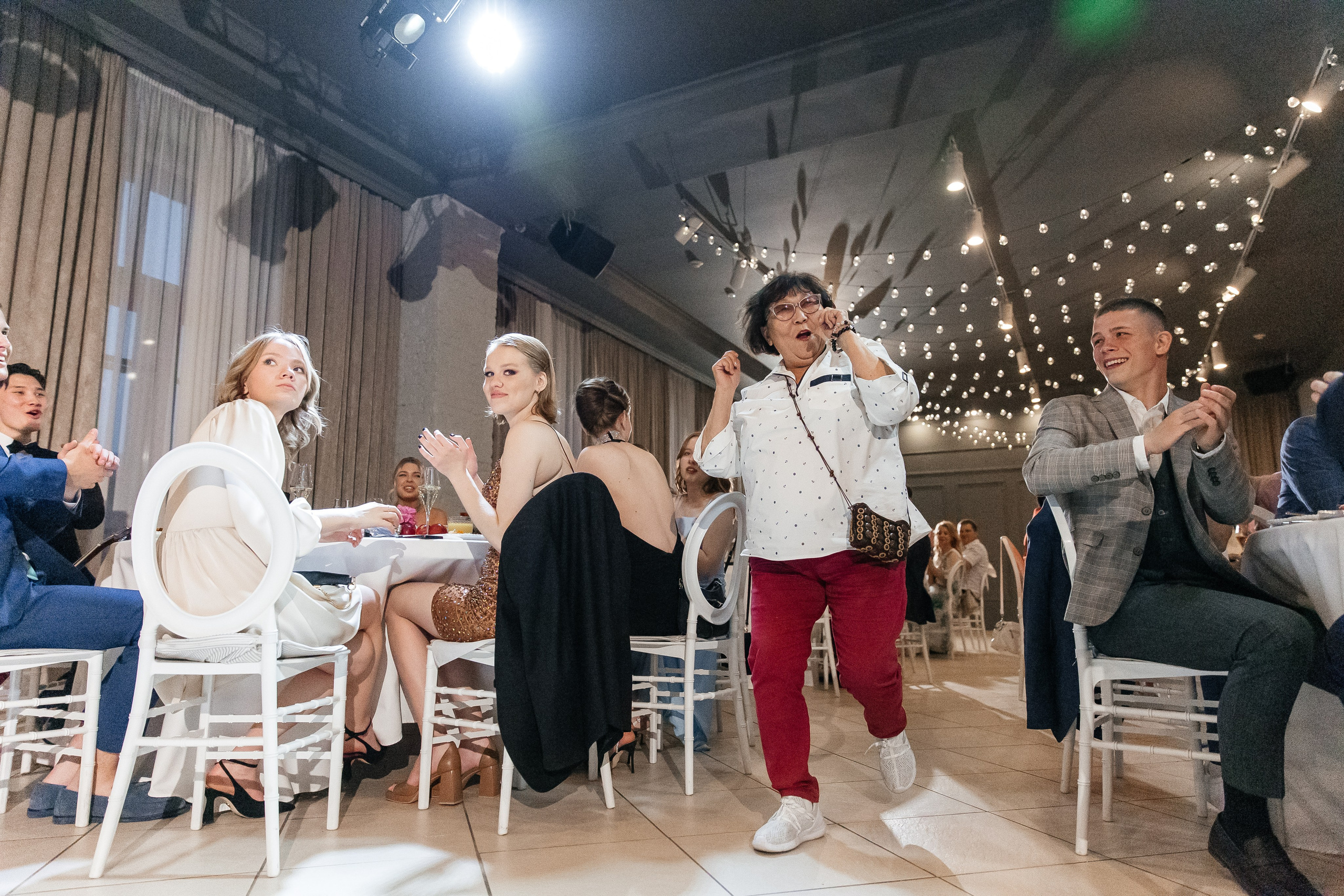 2023-06-23 Выпускной МБОУ СОШ № 10. Фотограф в Красноярске