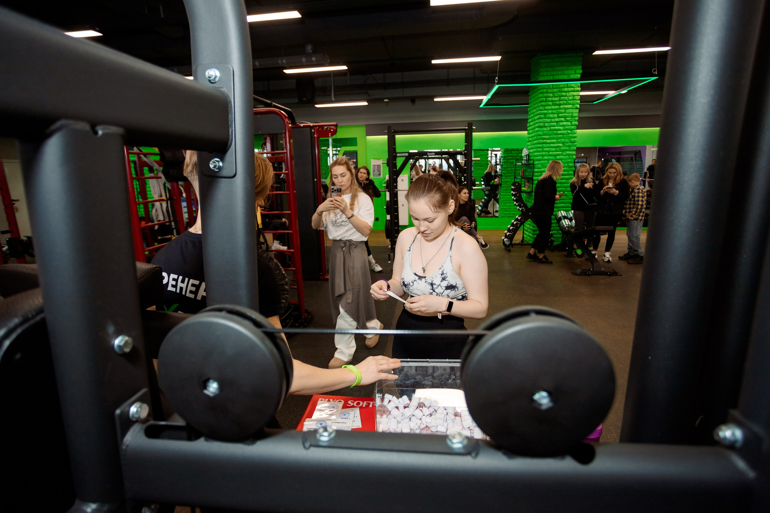 РЕПОРТАЖ: ФИТНЕСС-КЛУБ X-FIT. Профессиональный фотограф в Ижевске Леша Петров