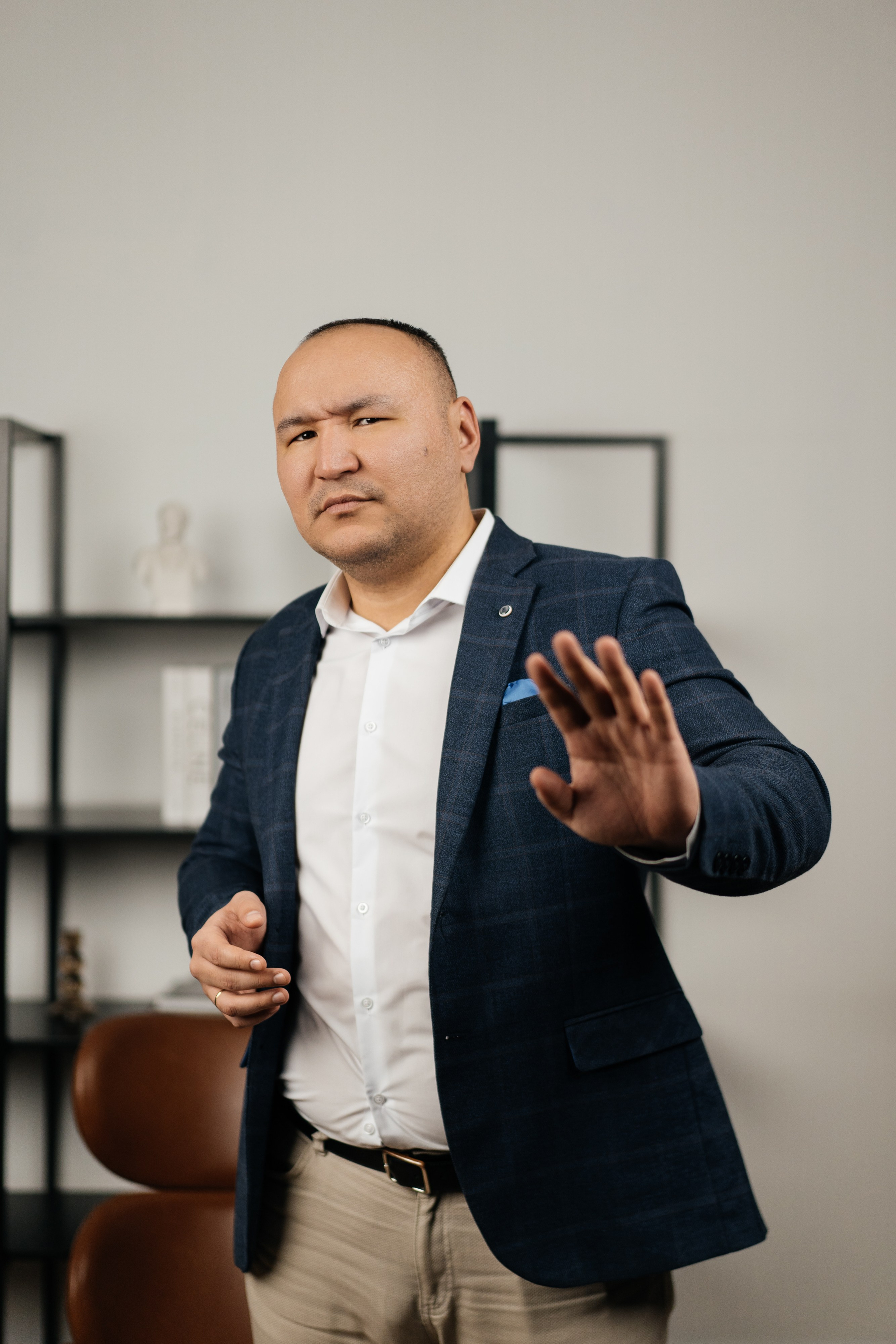 Бизнес портреты. Свадебный фотограф алматы Шожебаев Кайрат