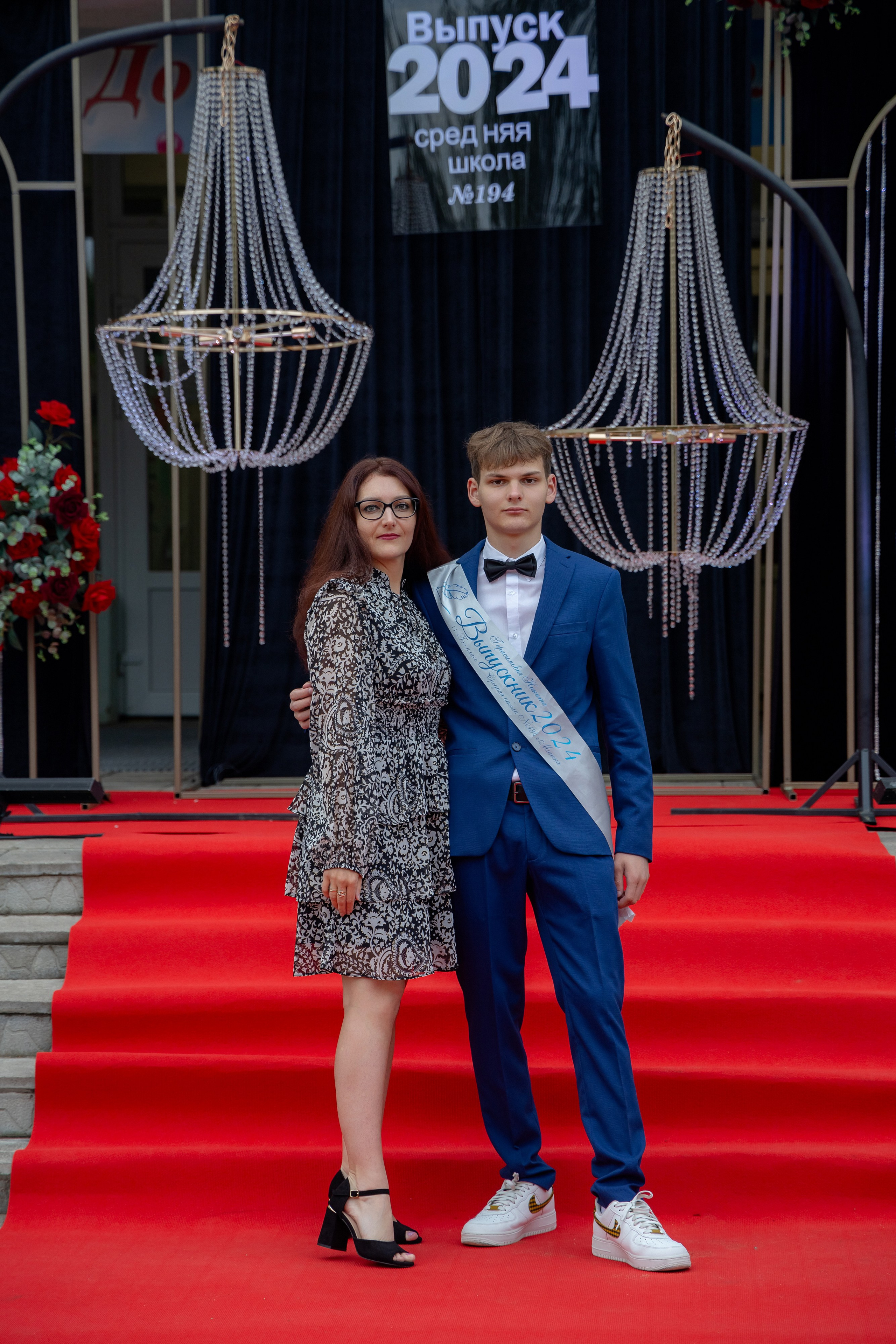 Школьный выпускной 2024 год в Соколе (Минск). Свадебный фотограф в Минске/Беларуси Сергей Спиридонов