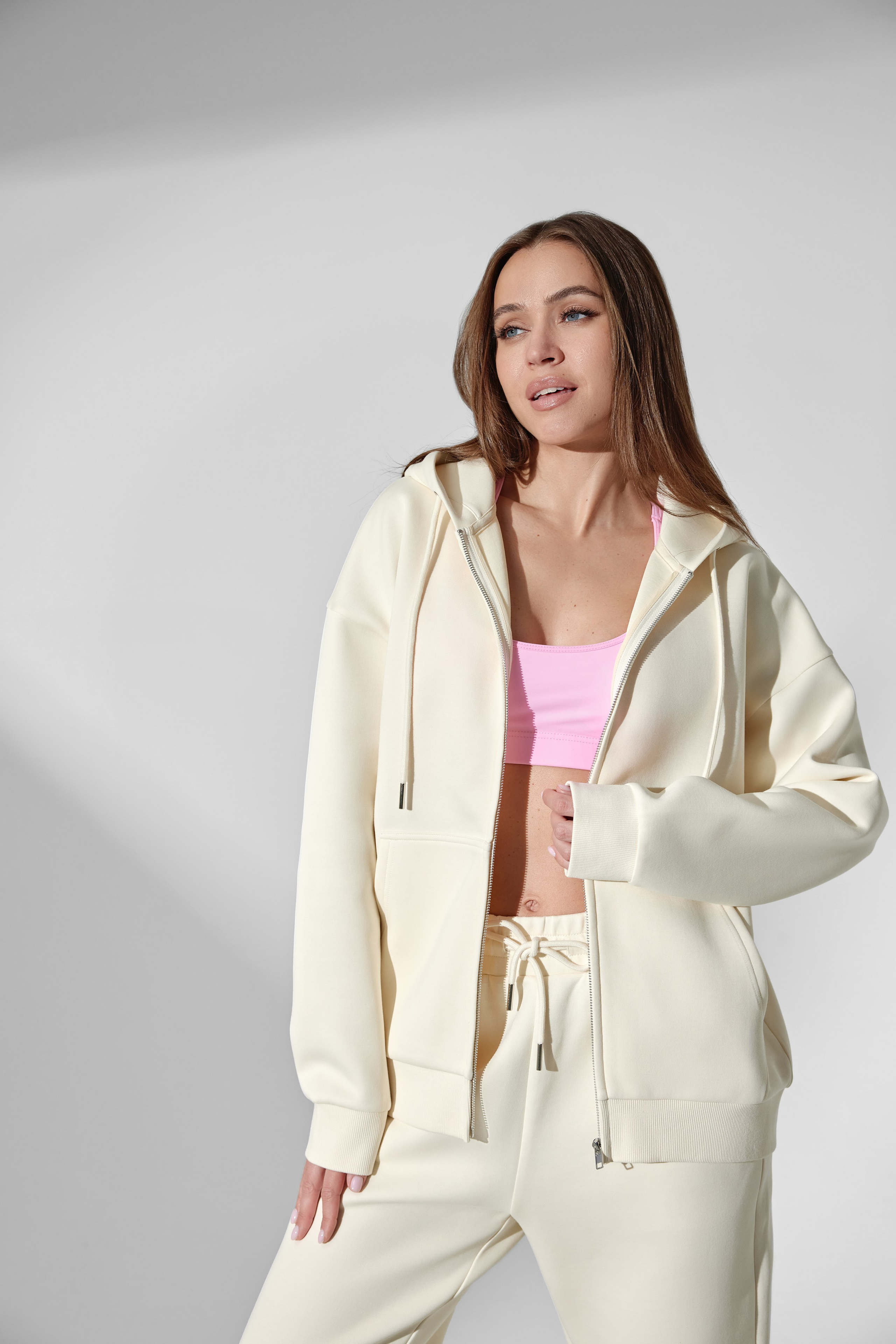 Создание каталога для бренда одежды Enjoy. Антон Артюшин, портретный фотограф. Москва