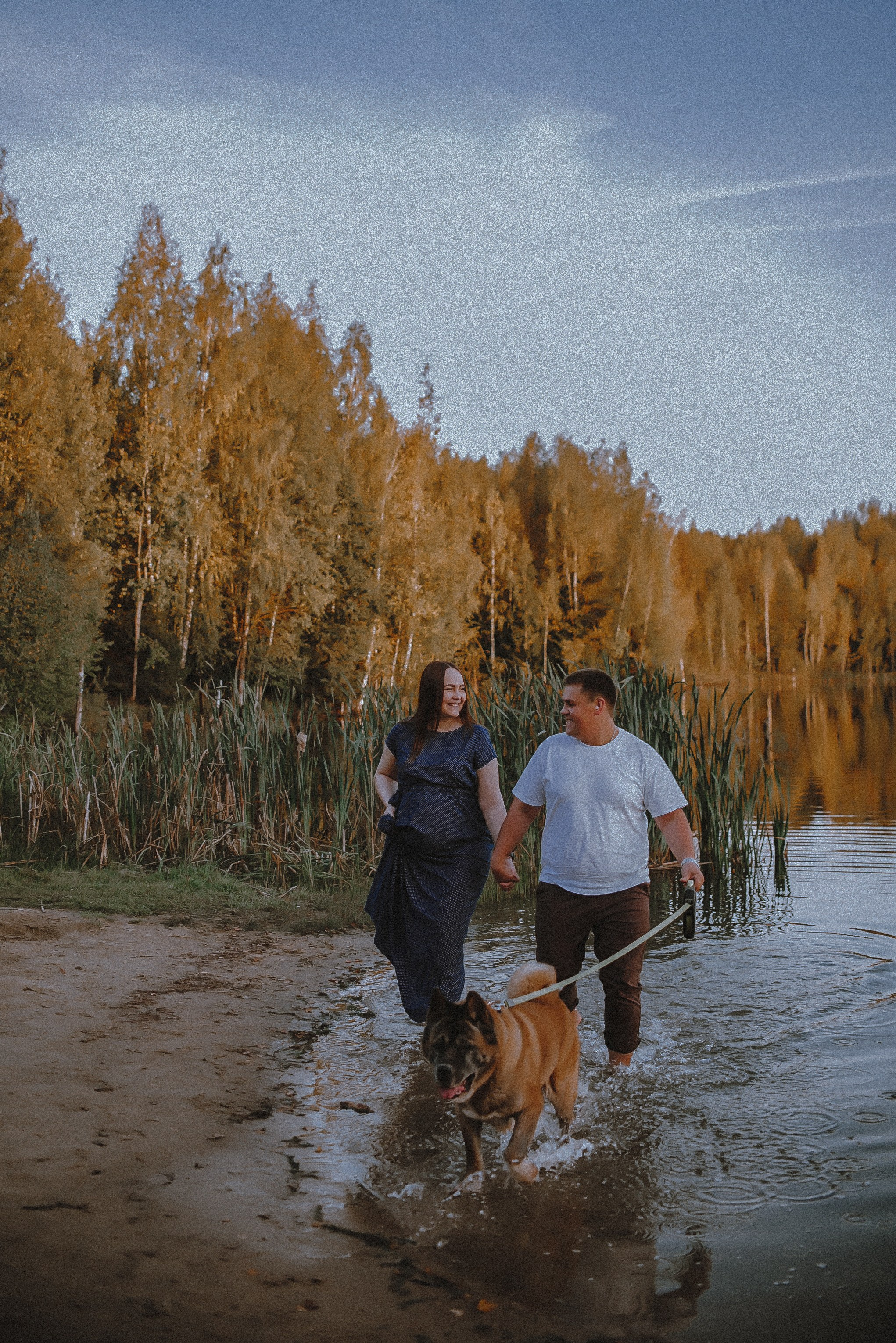 Озеро в лесу. Свадебный и семейный фотограф в Москве Сажина Кристина КиМ. Свадебный оператор в Москве Сажин Максим