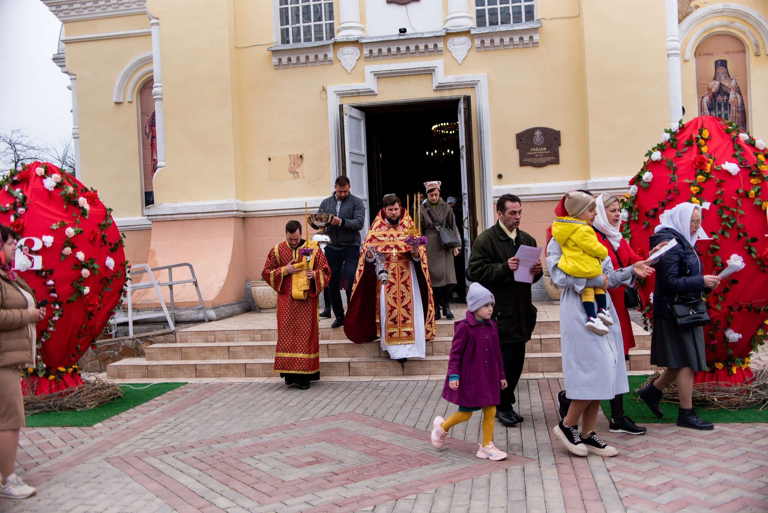 Четверг светлой седмицы 20.04.2023. Семейный и свадебный фотограф в Феодосии и Коктебеле